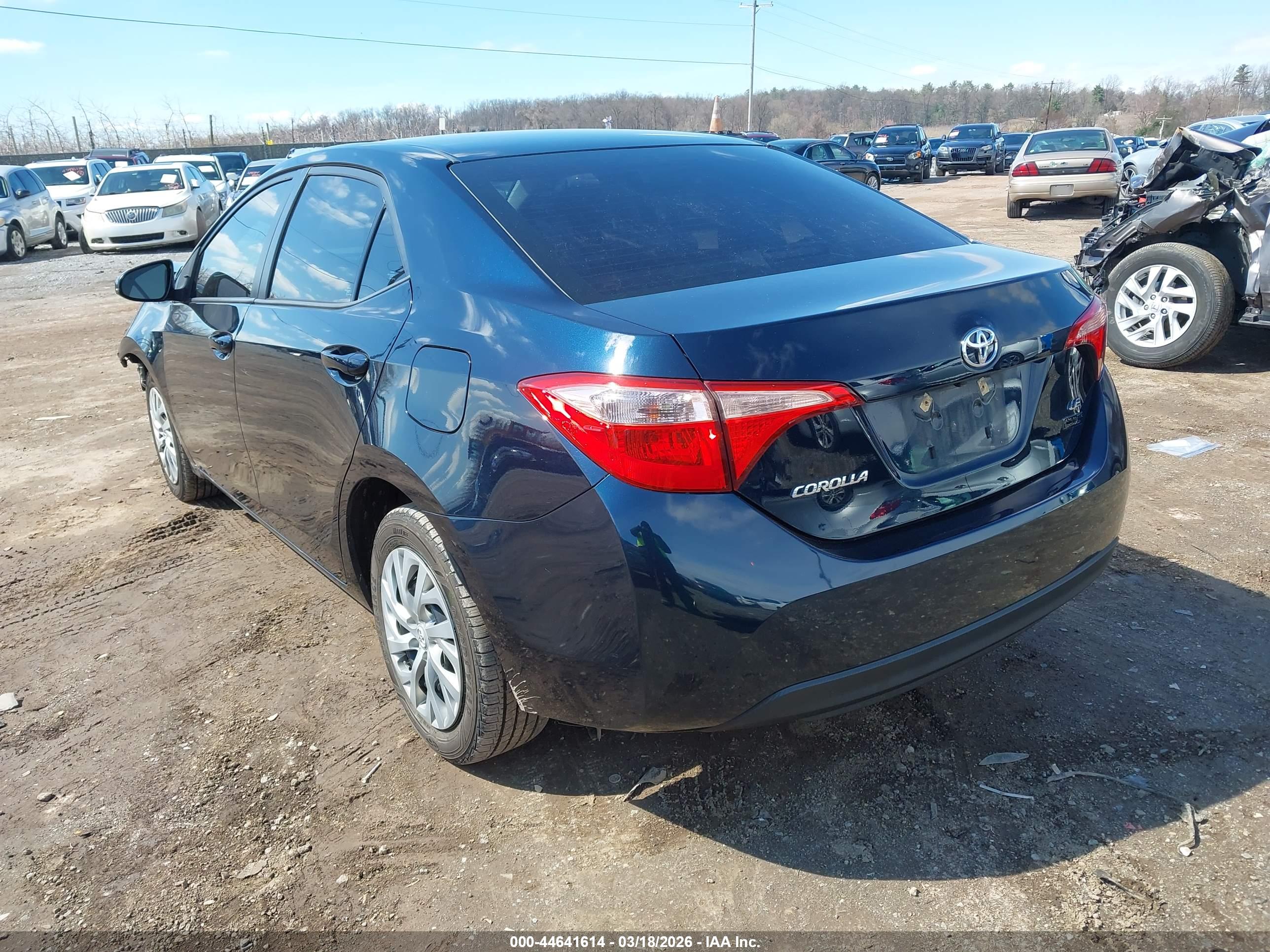 TOYOTA COROLLA image 3