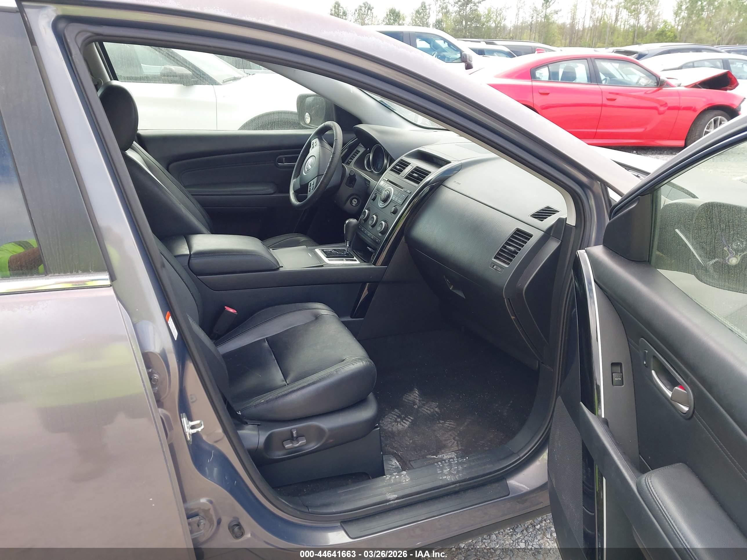 MAZDA CX-9 image 5
