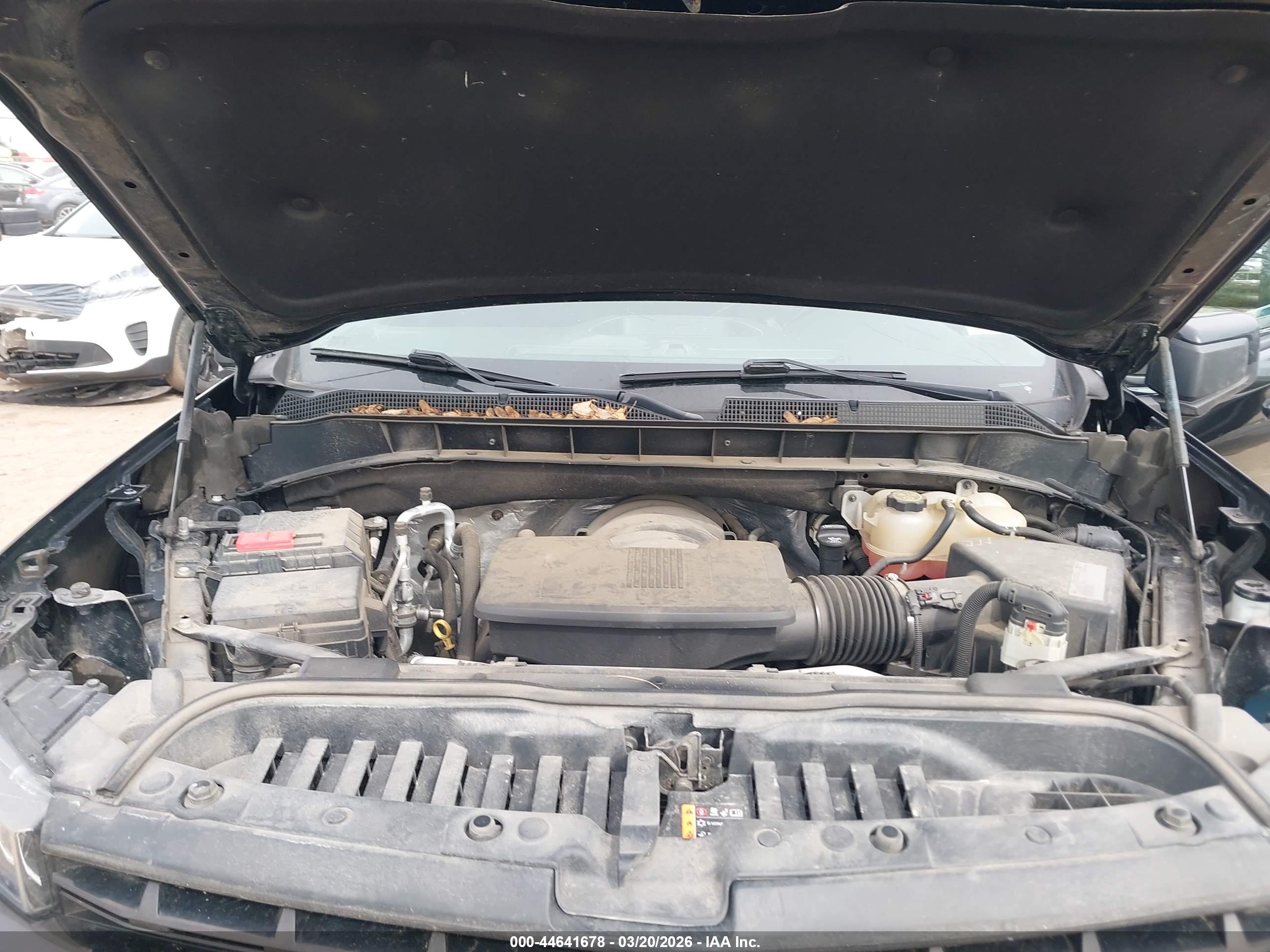 CHEVROLET SILVERADO image 10