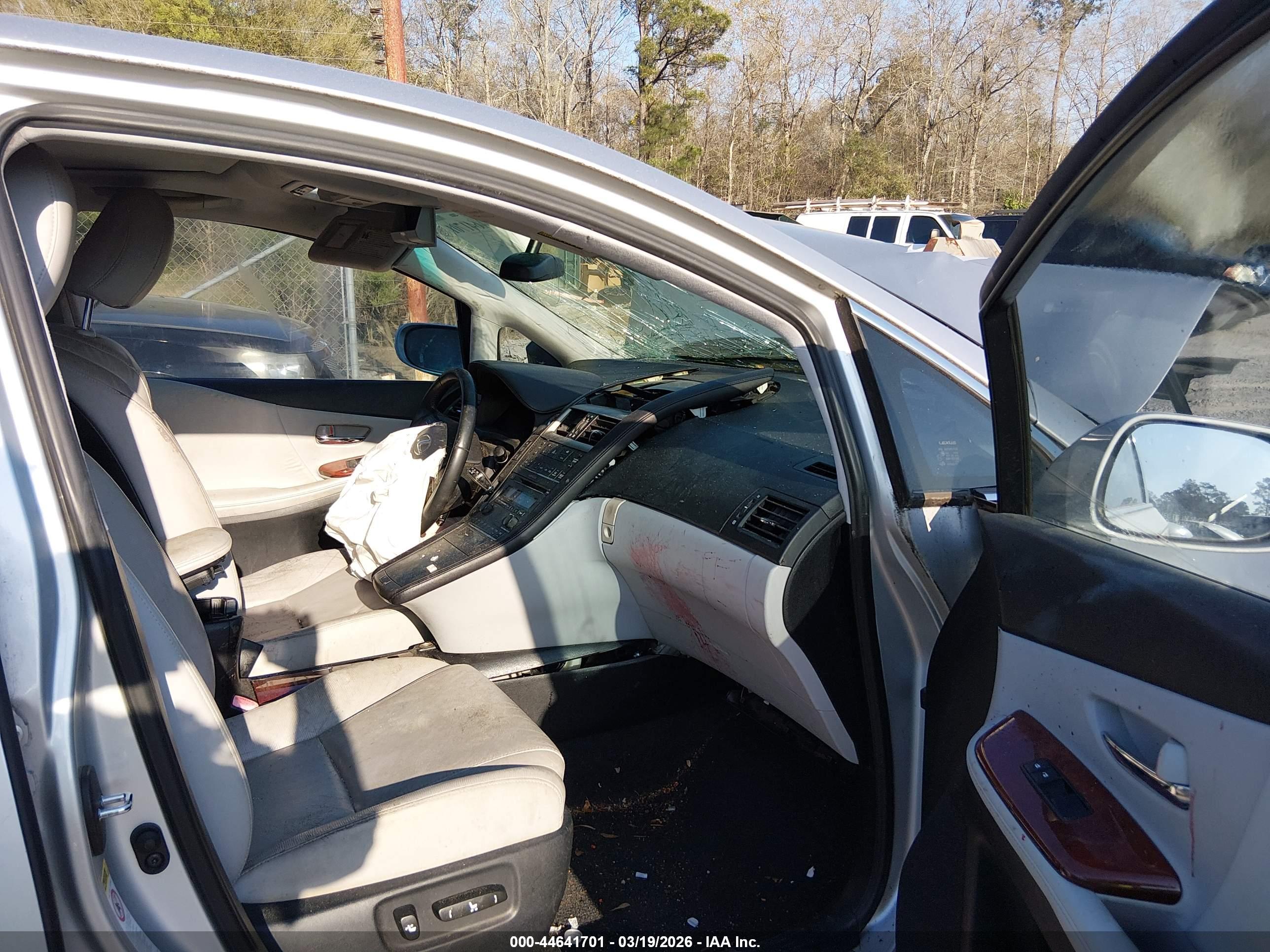 LEXUS HS image 5