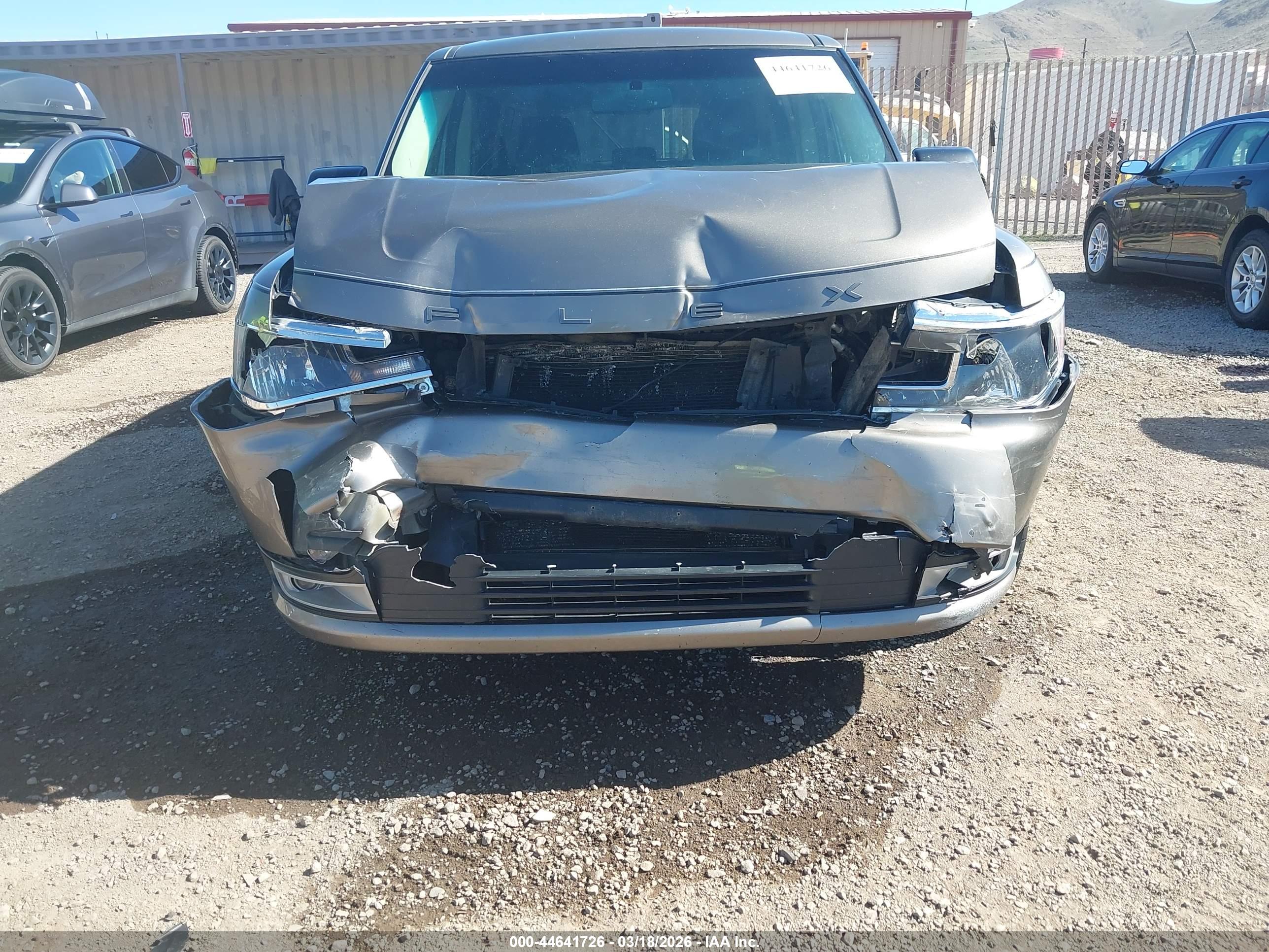 FORD FLEX image 6