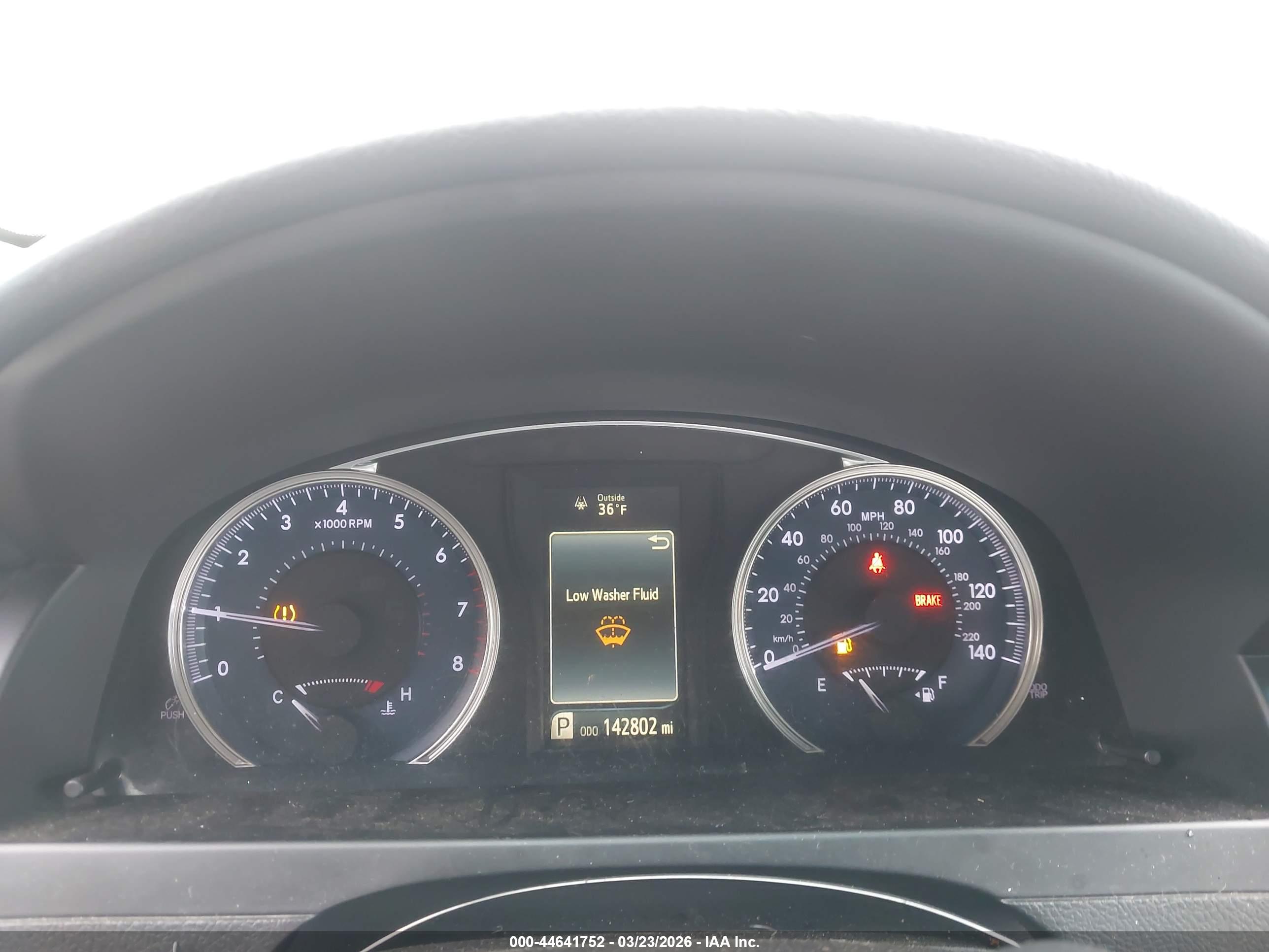 TOYOTA CAMRY image 7
