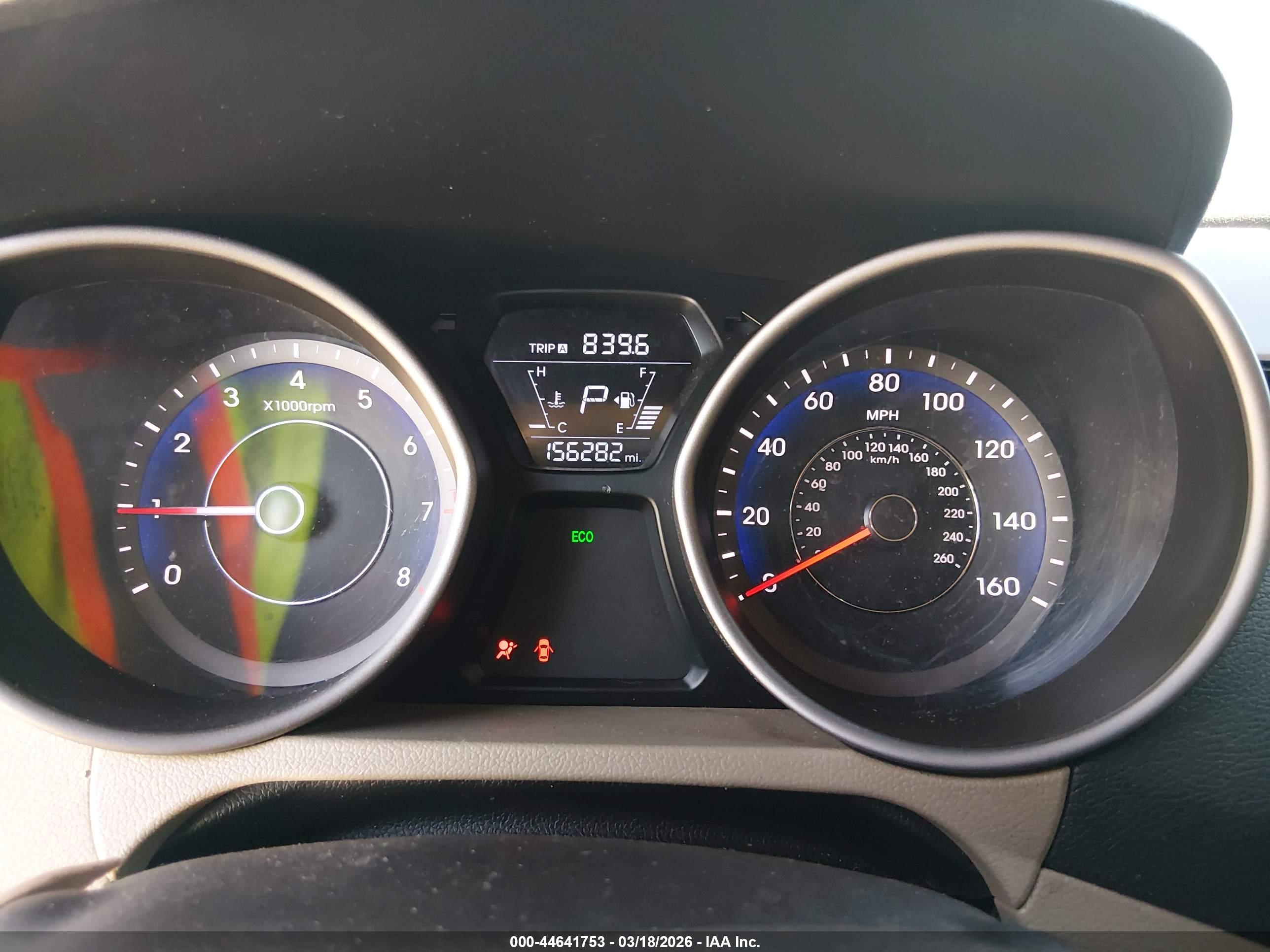 HYUNDAI ELANTRA image 7