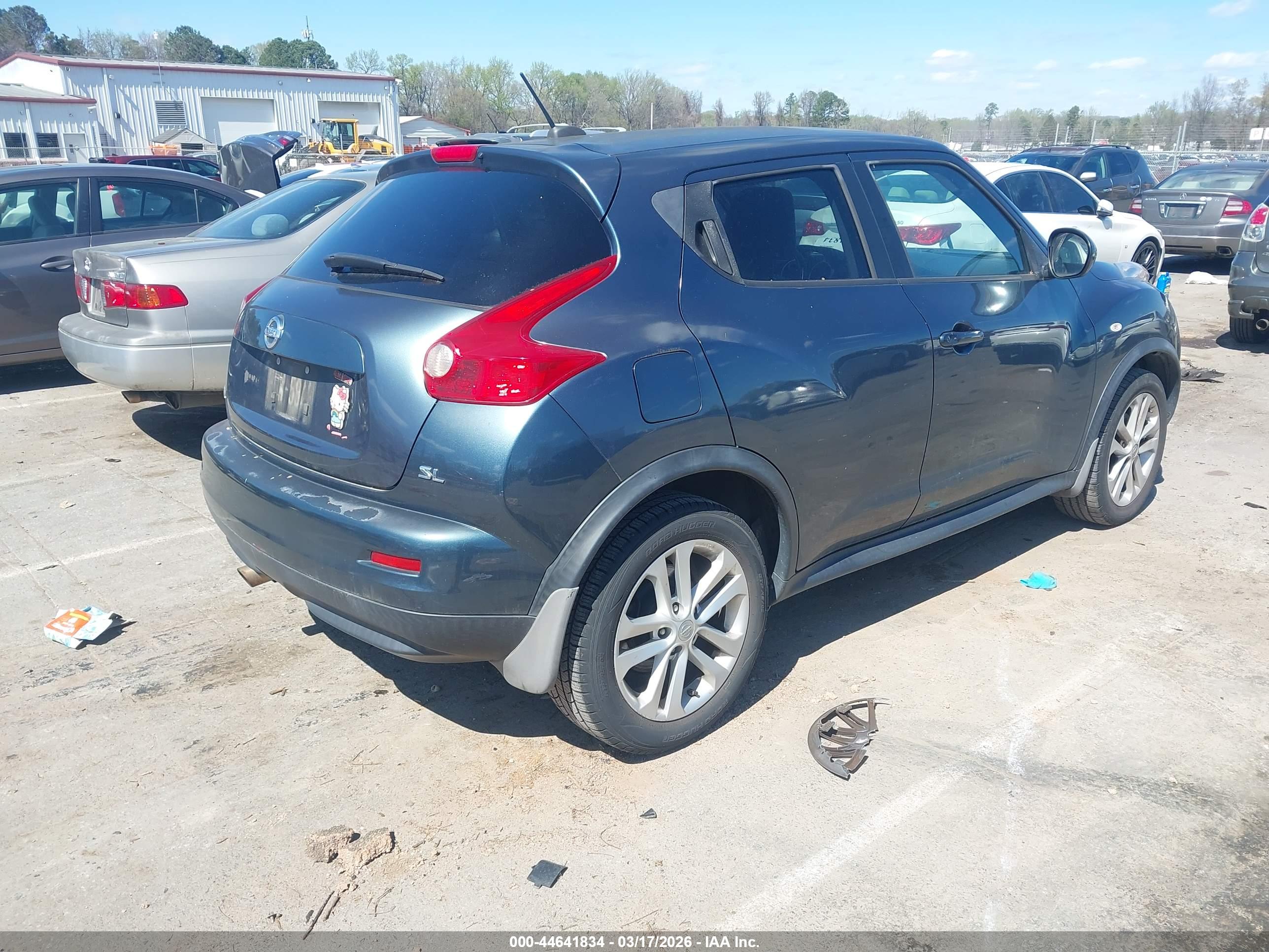 NISSAN JUKE image 4