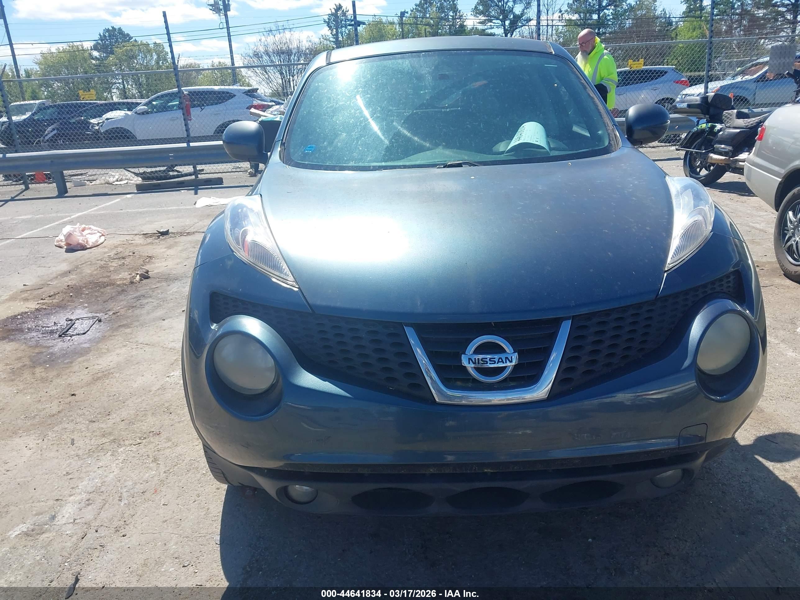 NISSAN JUKE image 6