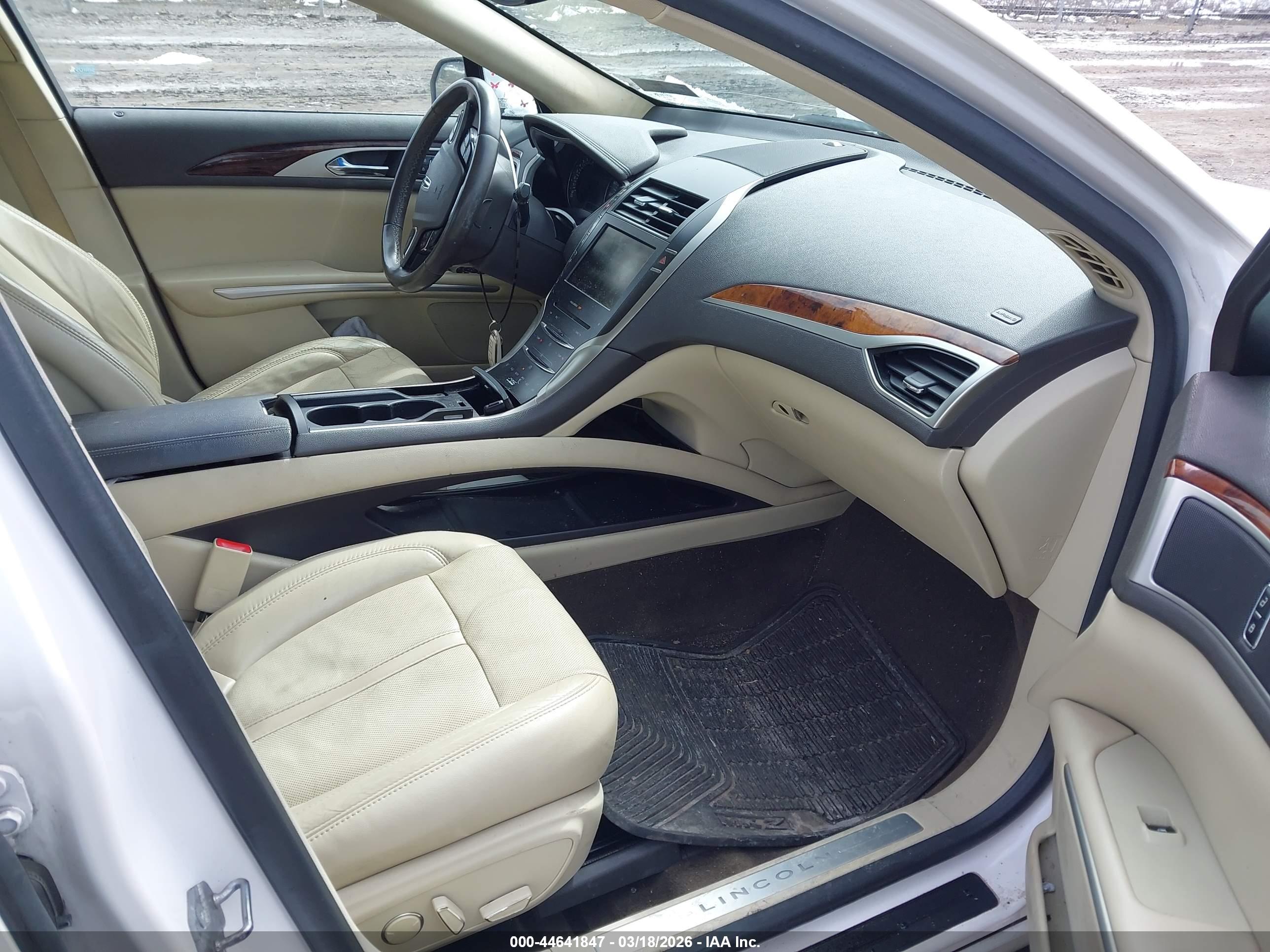 LINCOLN MKZ image 5