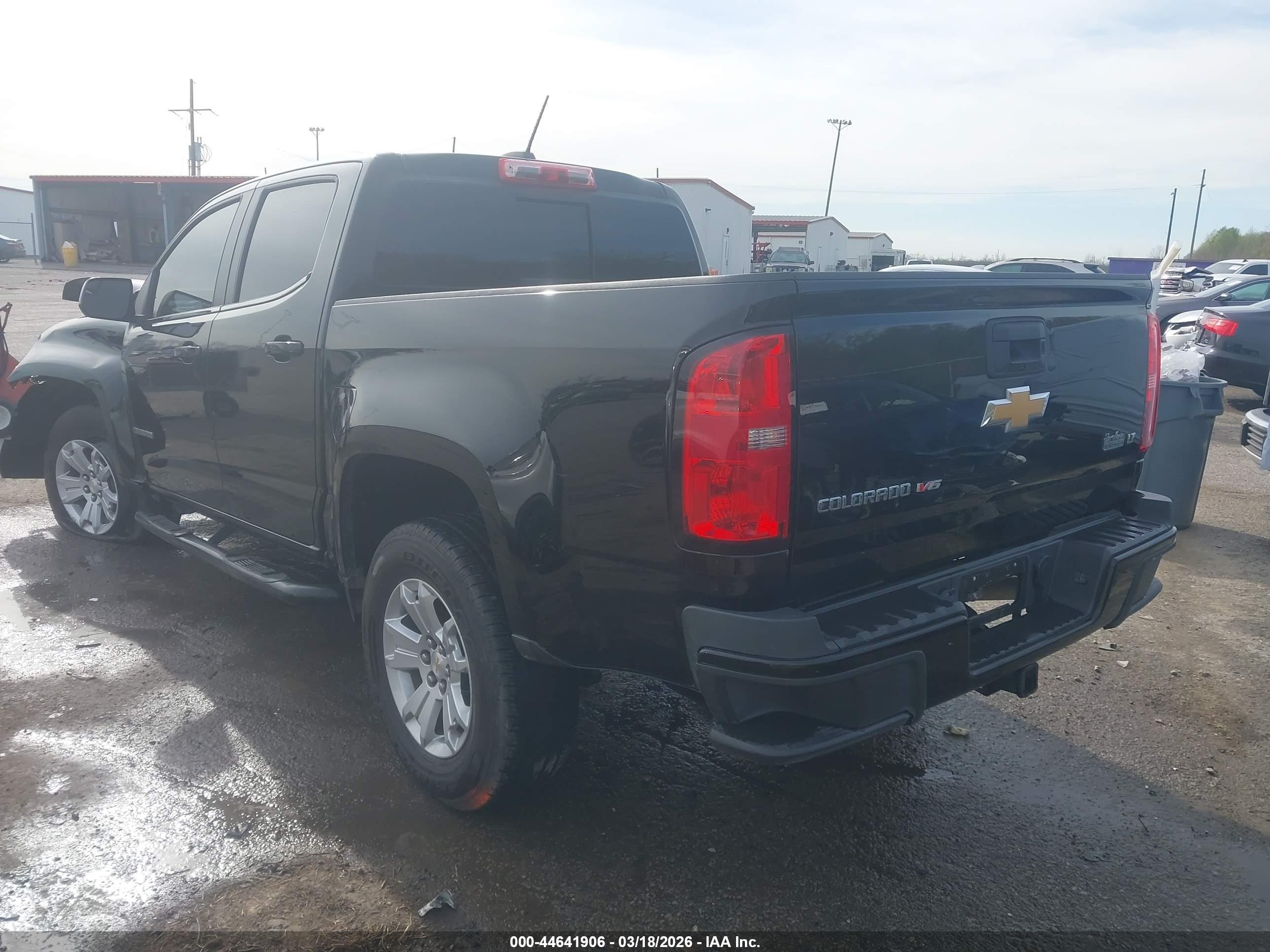 CHEVROLET COLORADO image 3