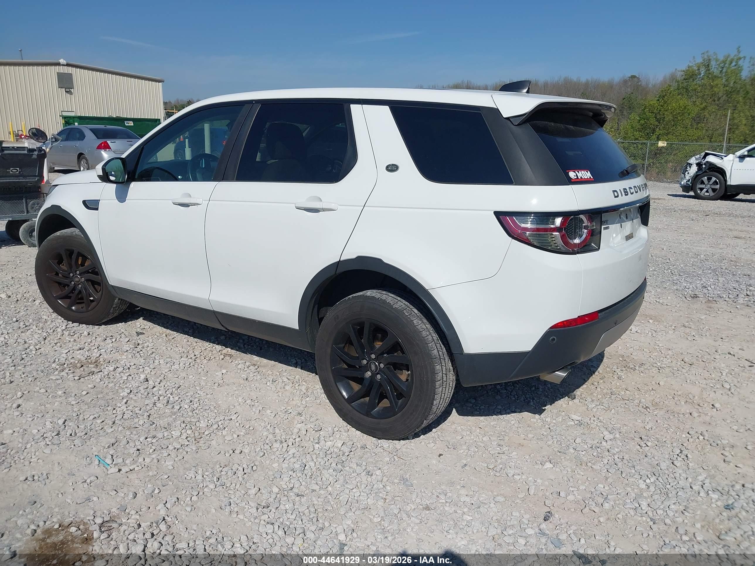 LAND ROVER image 3