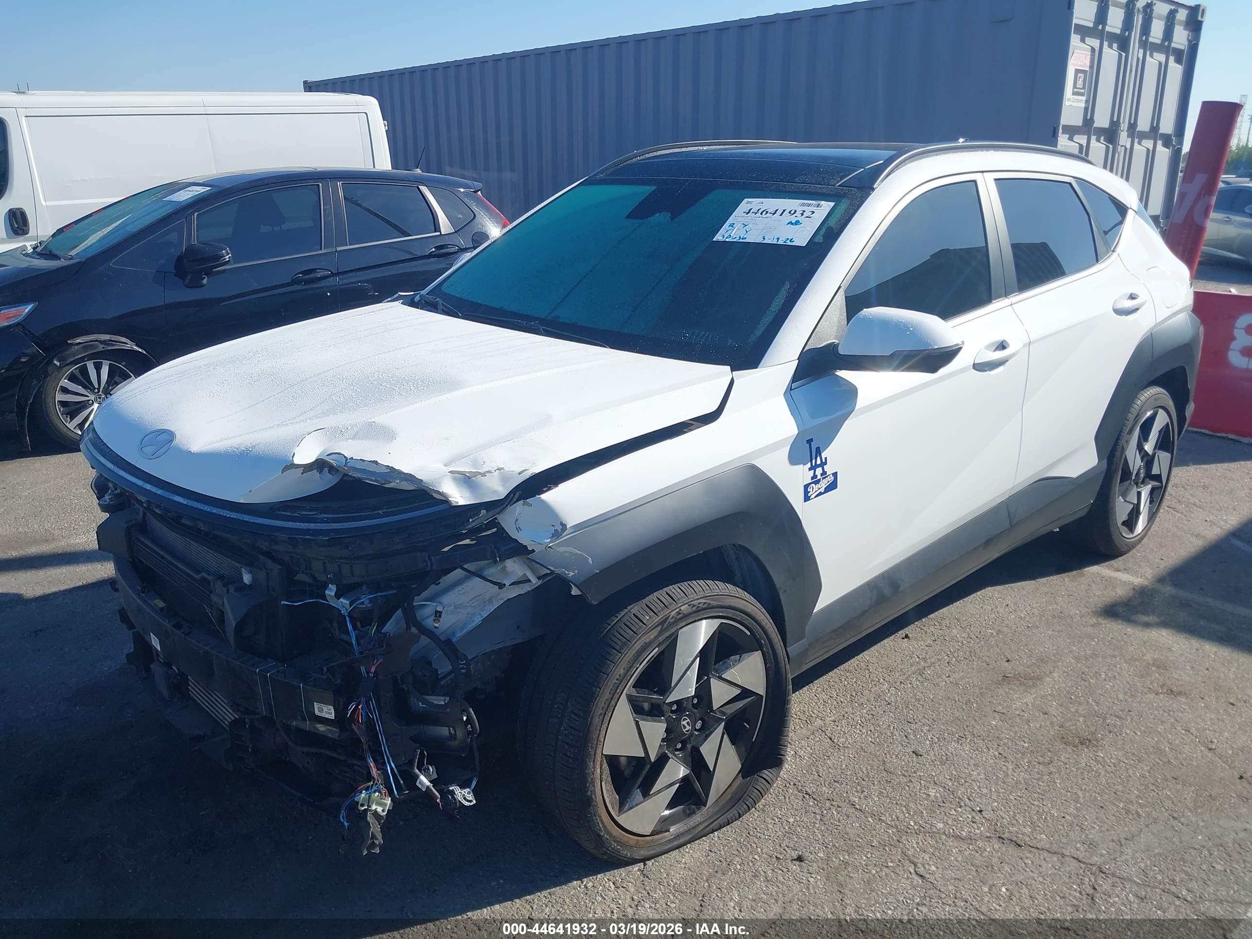 HYUNDAI KONA image 2