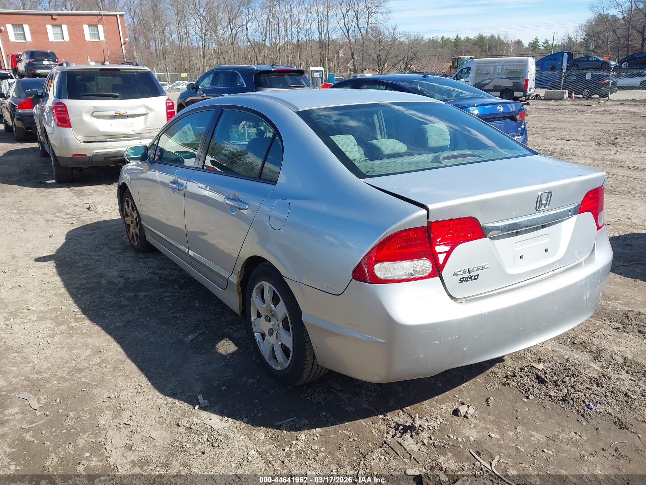 HONDA CIVIC image 3