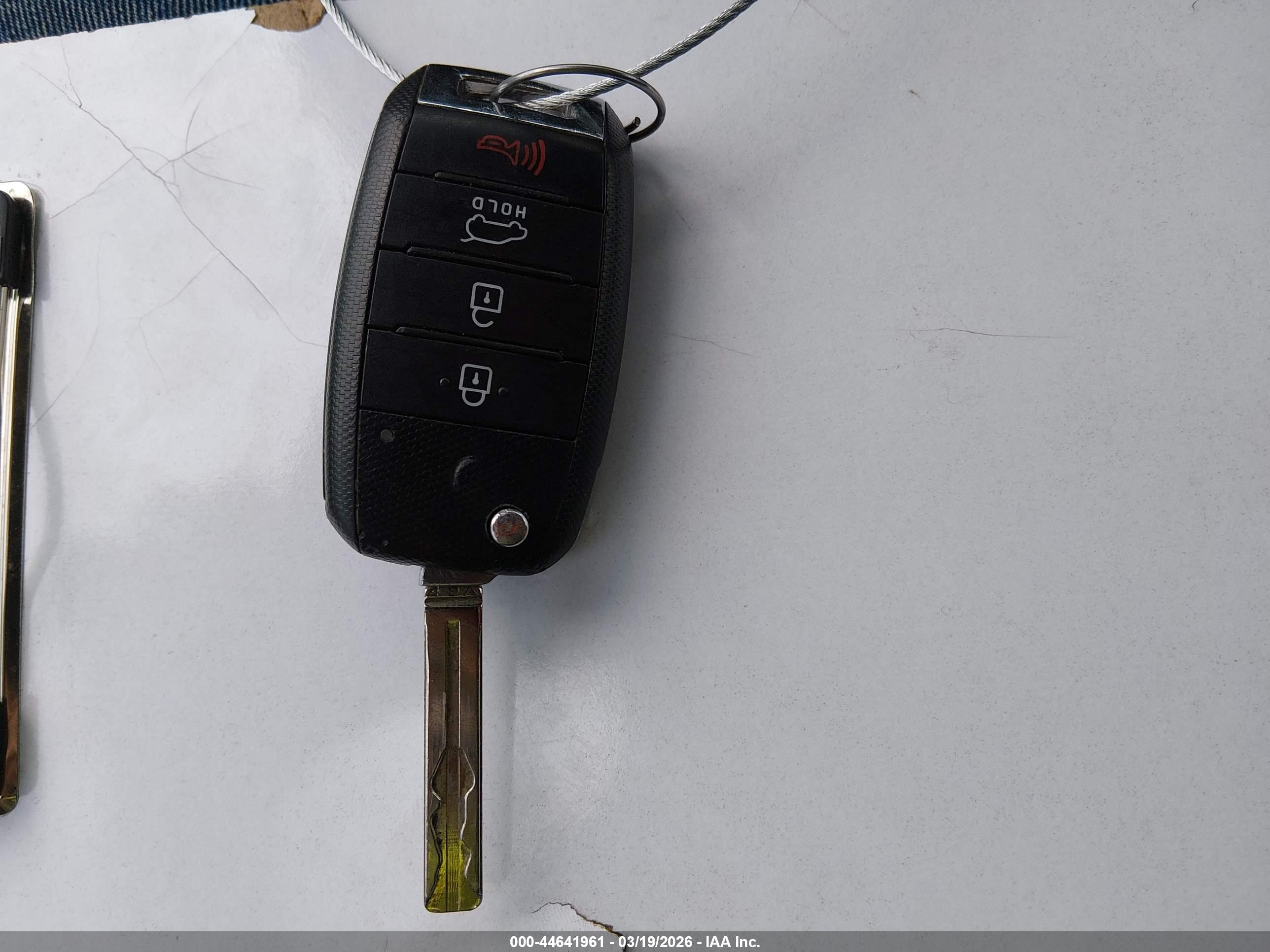 KIA SPORTAGE image 11