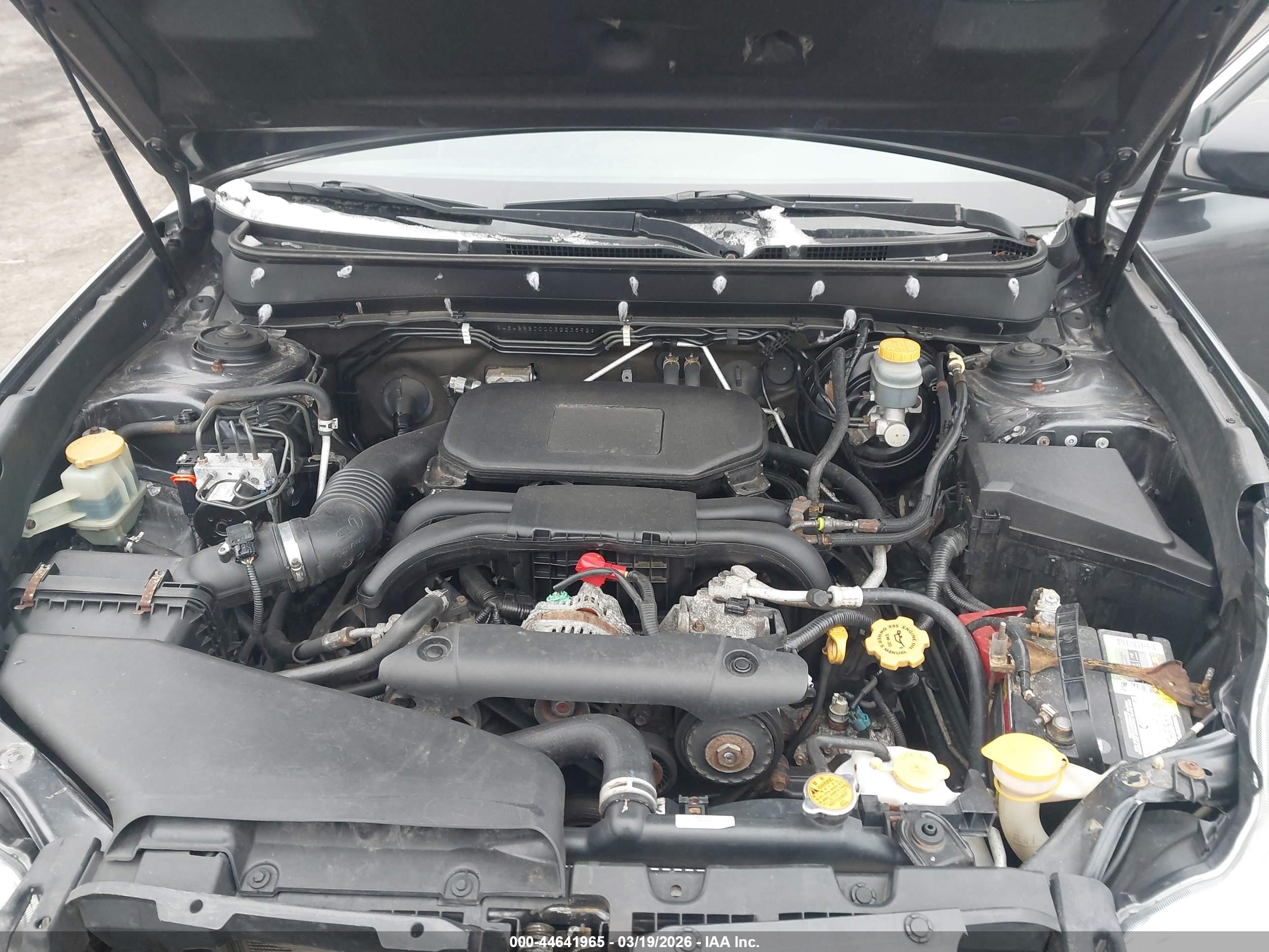 SUBARU OUTBACK image 10