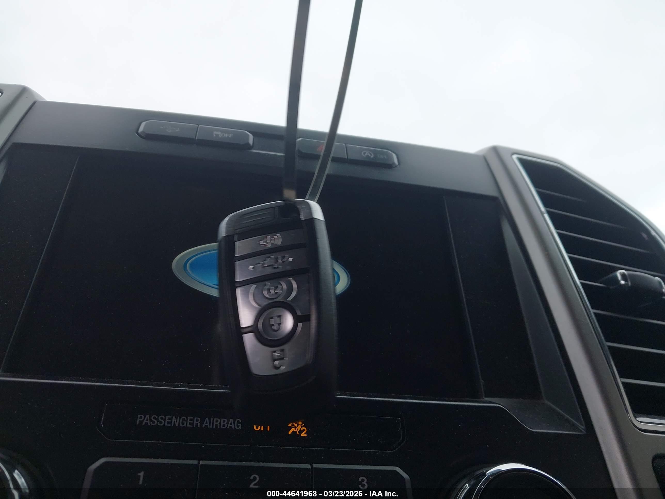 FORD F-150 image 11