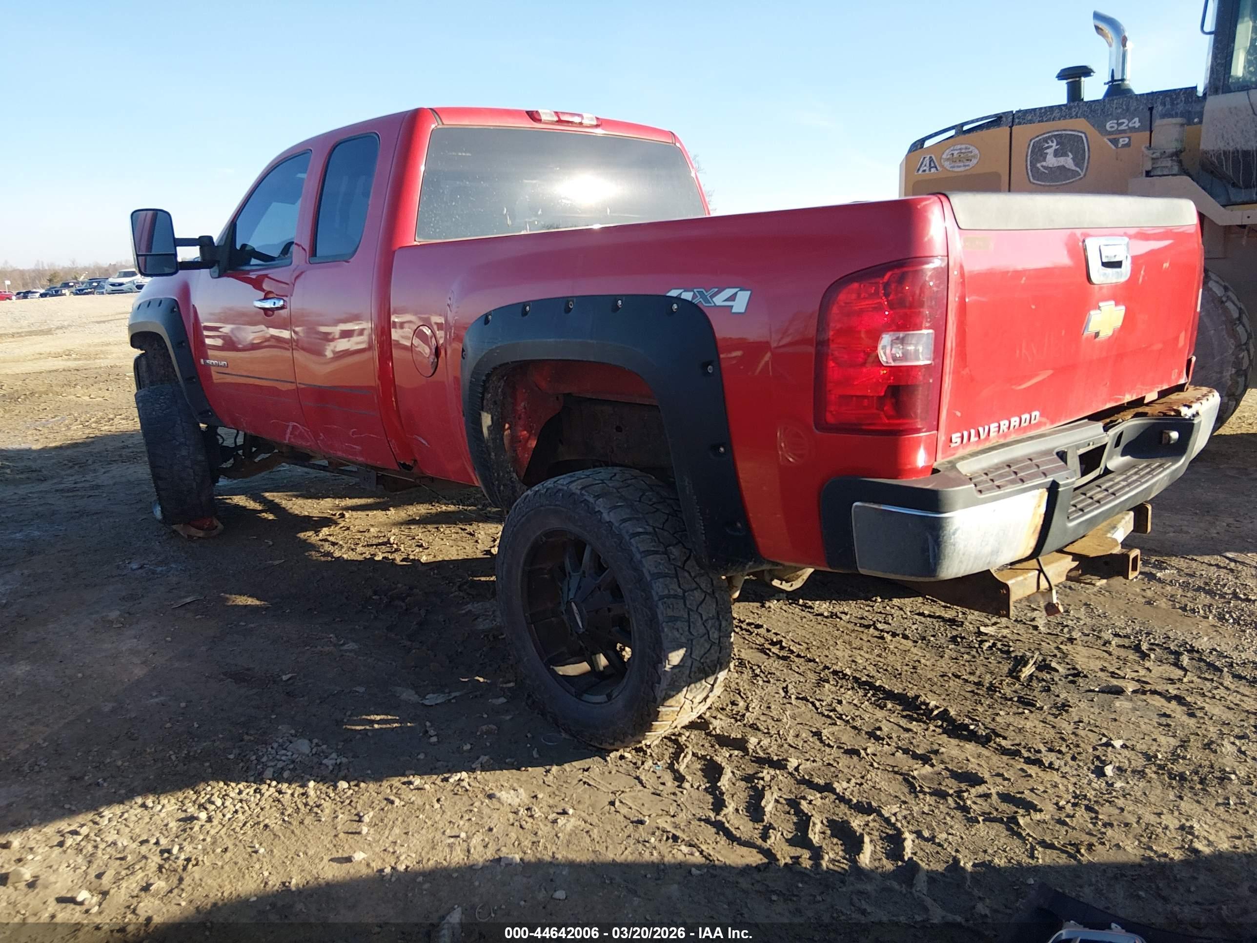 CHEVROLET SILVERADO image 3