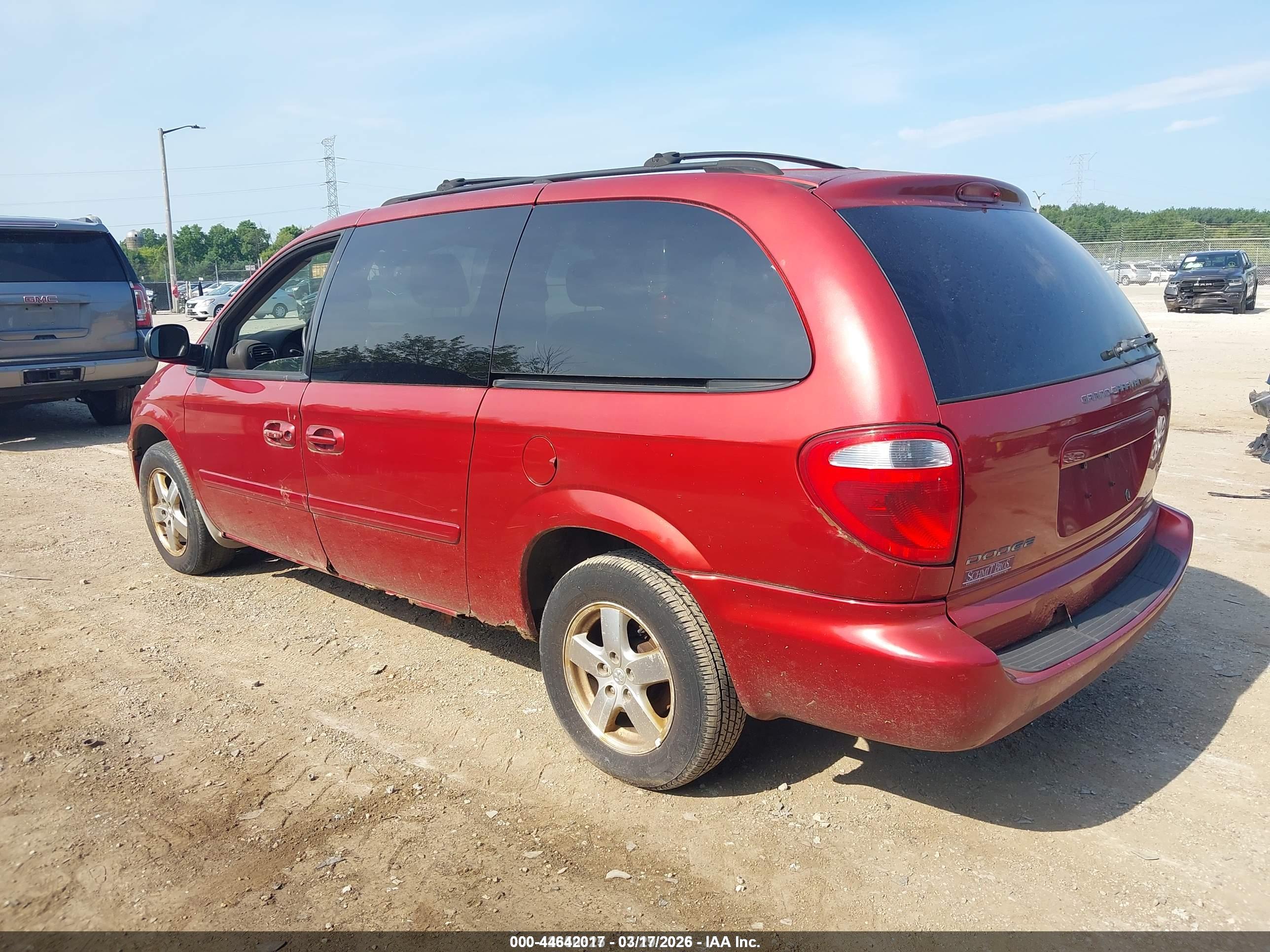 DODGE GRAND image 3