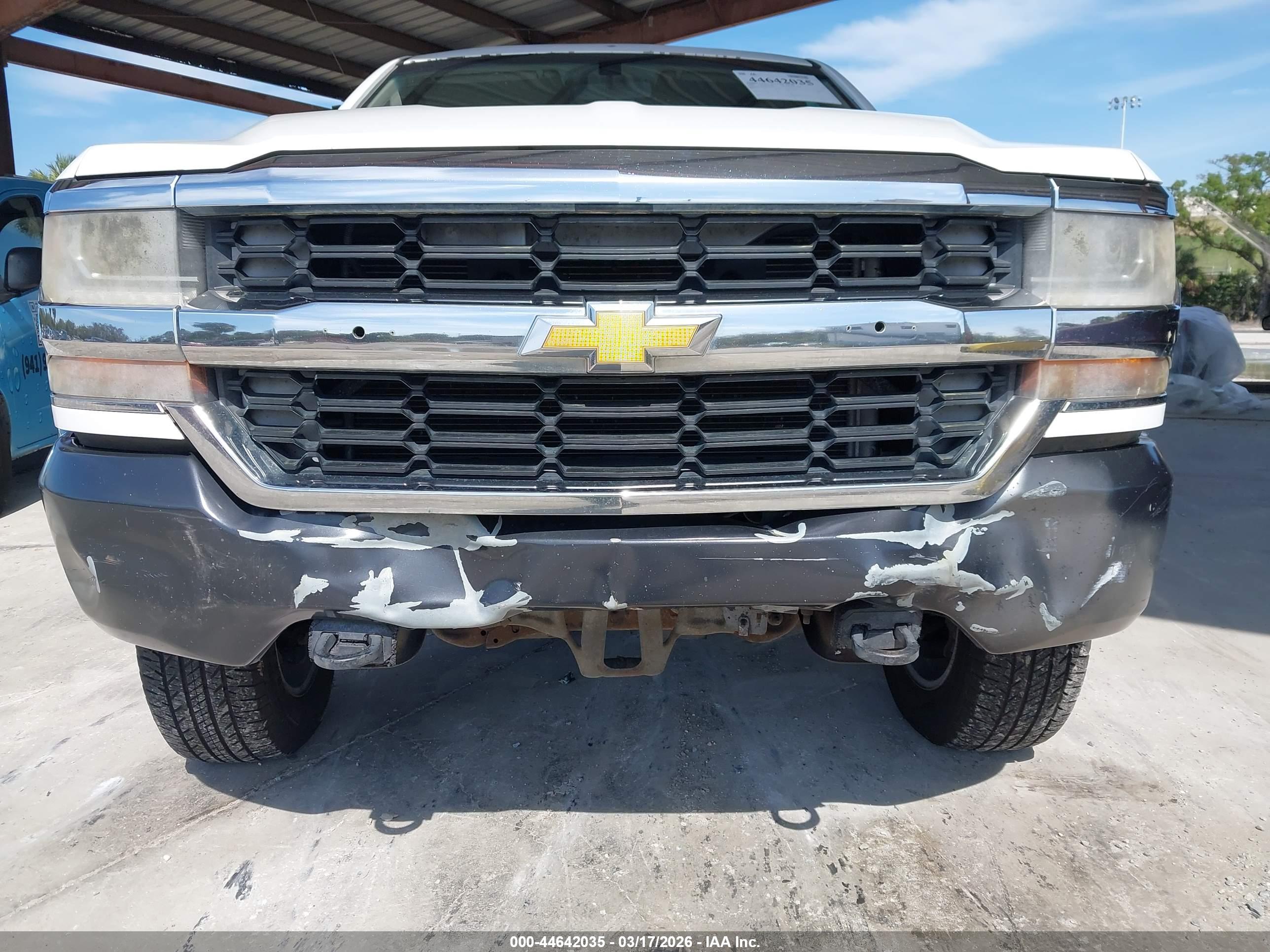 CHEVROLET SILVERADO image 6
