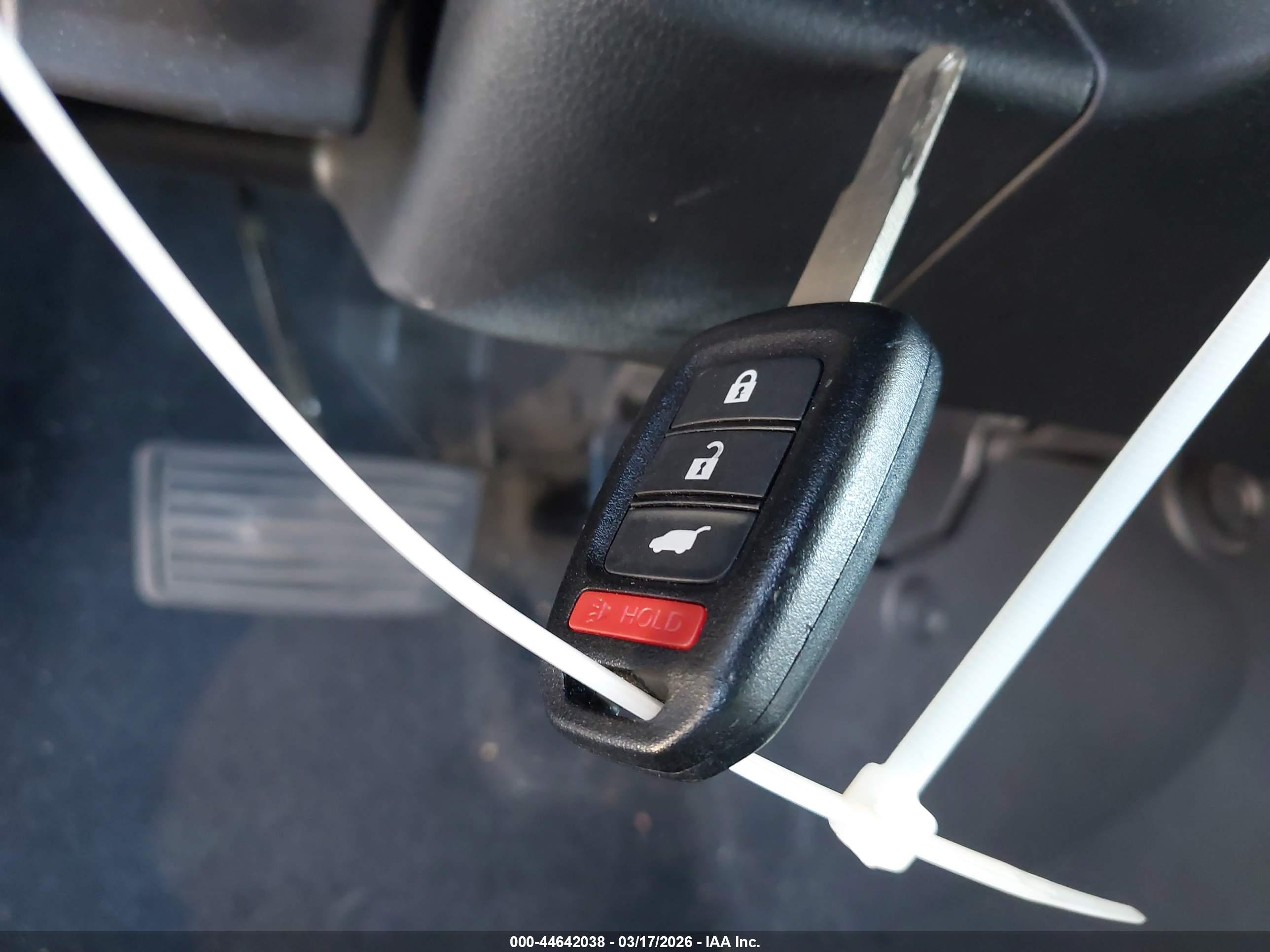 HONDA CR-V image 11