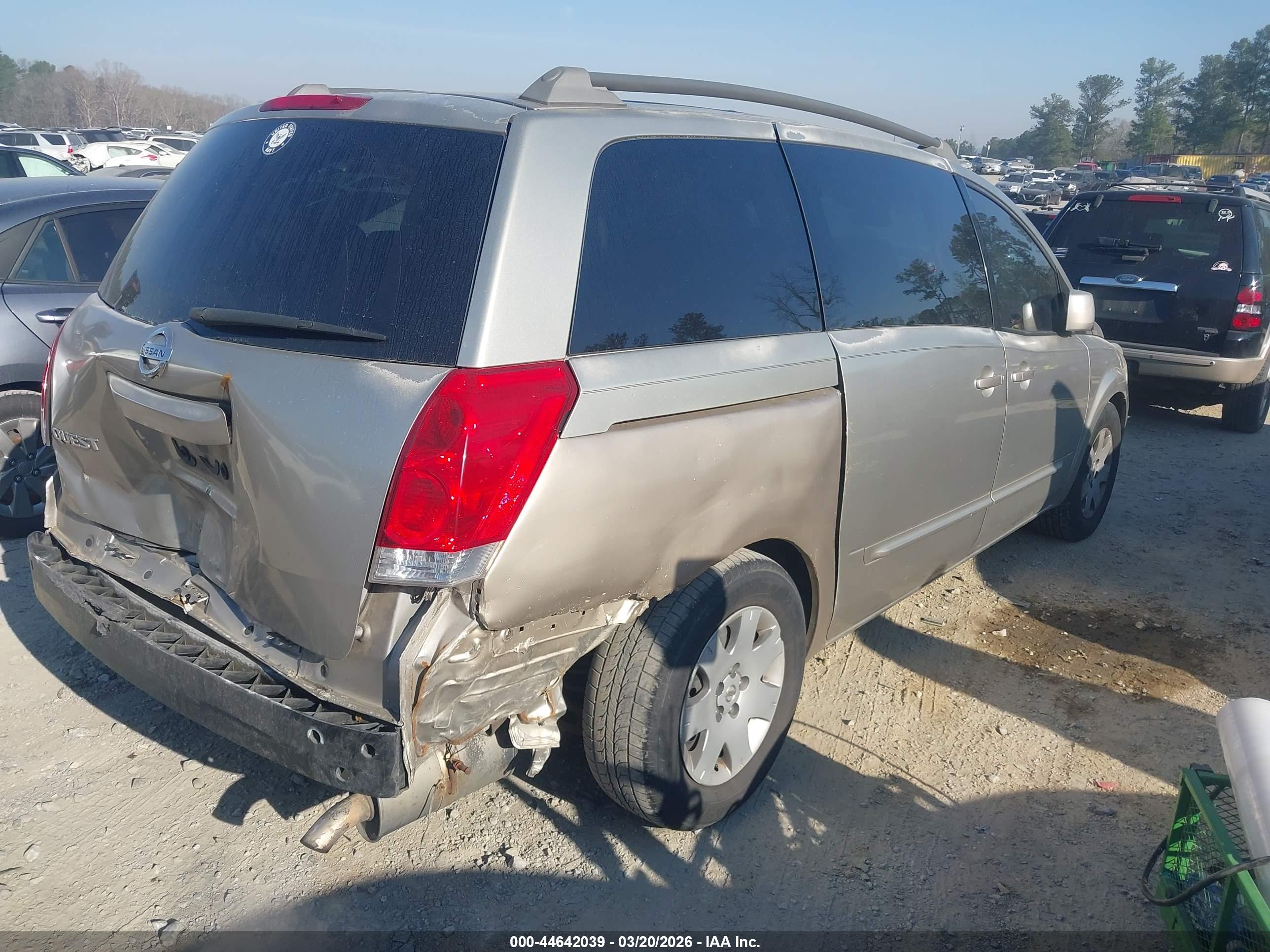 NISSAN QUEST image 4