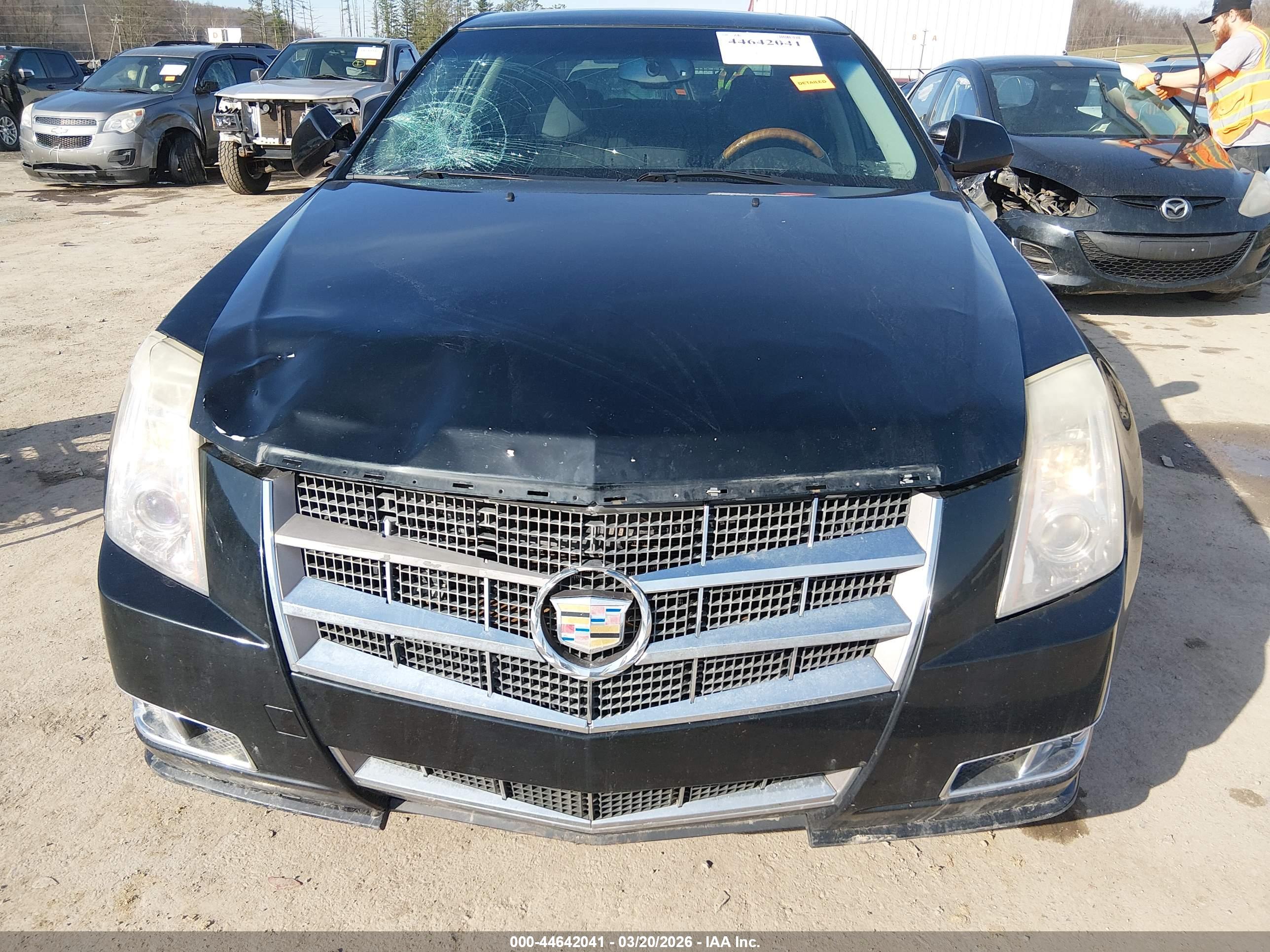 CADILLAC CTS image 6