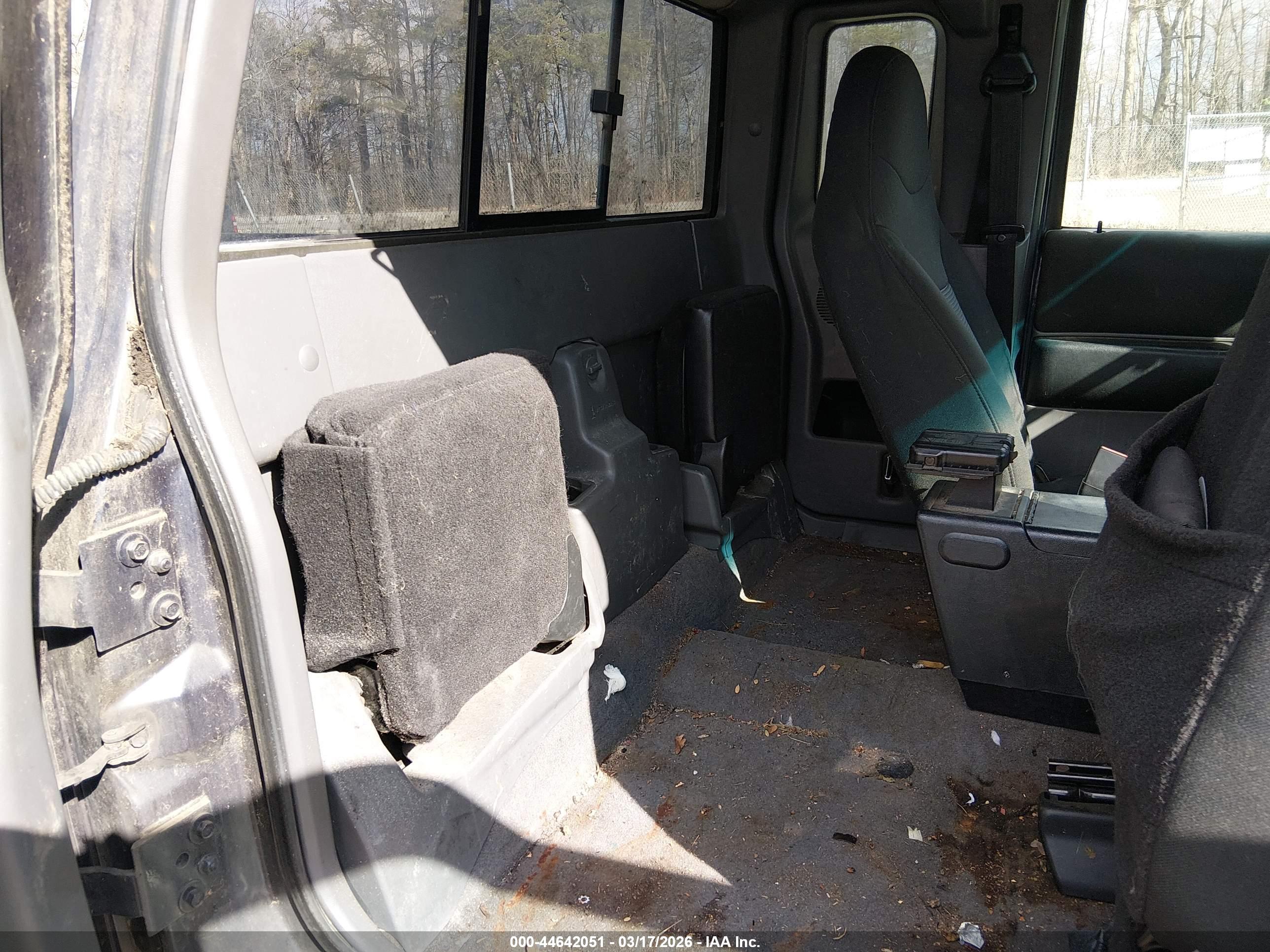 FORD RANGER image 8