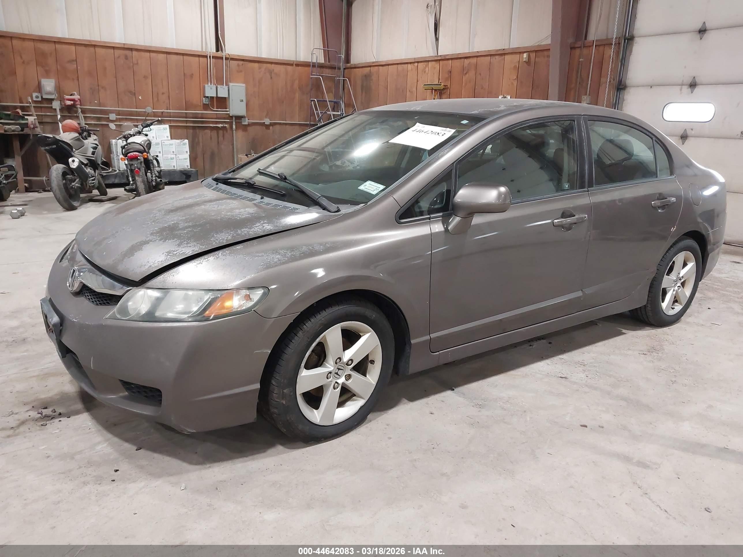 HONDA CIVIC image 2