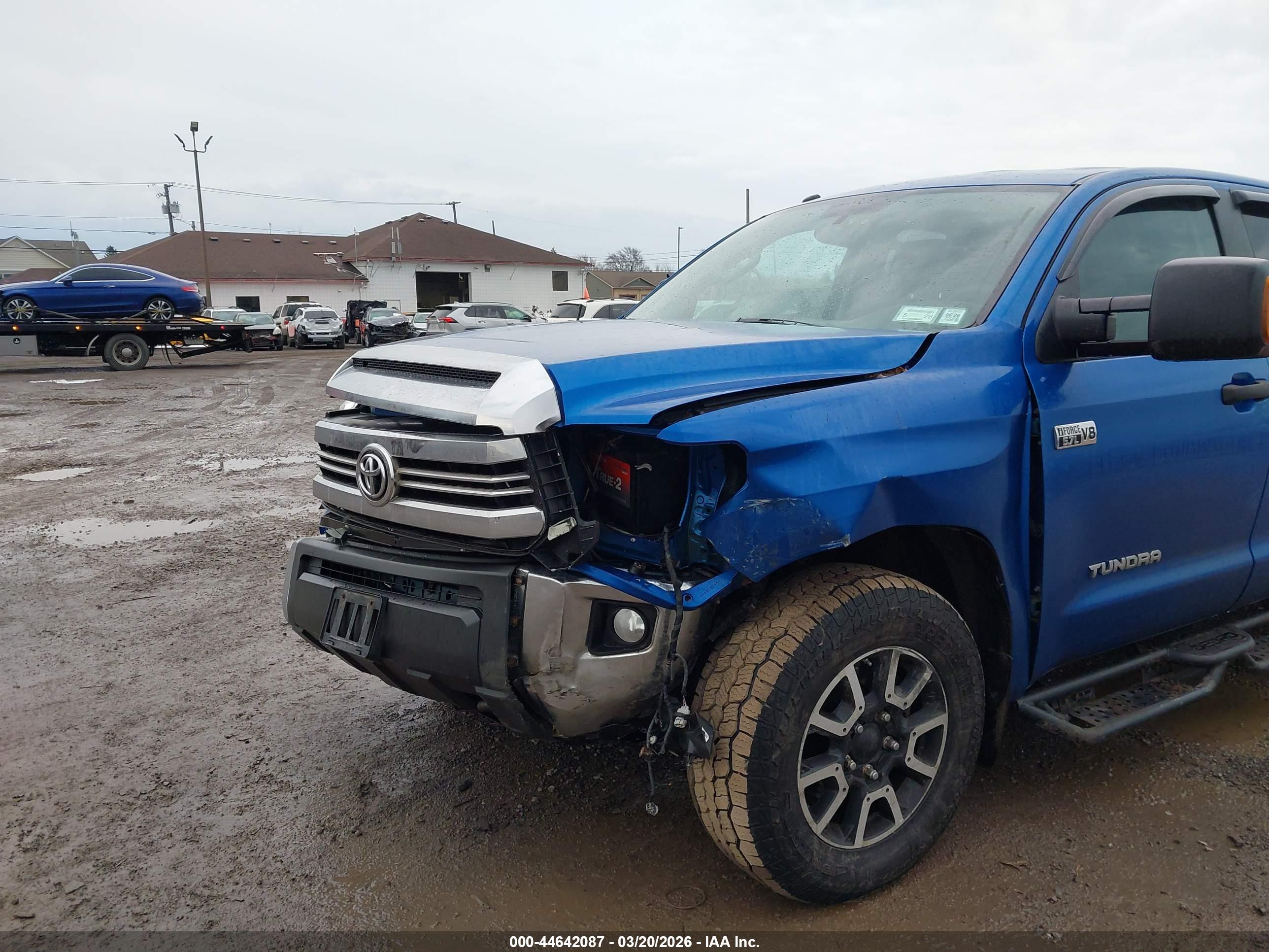 TOYOTA TUNDRA image 6