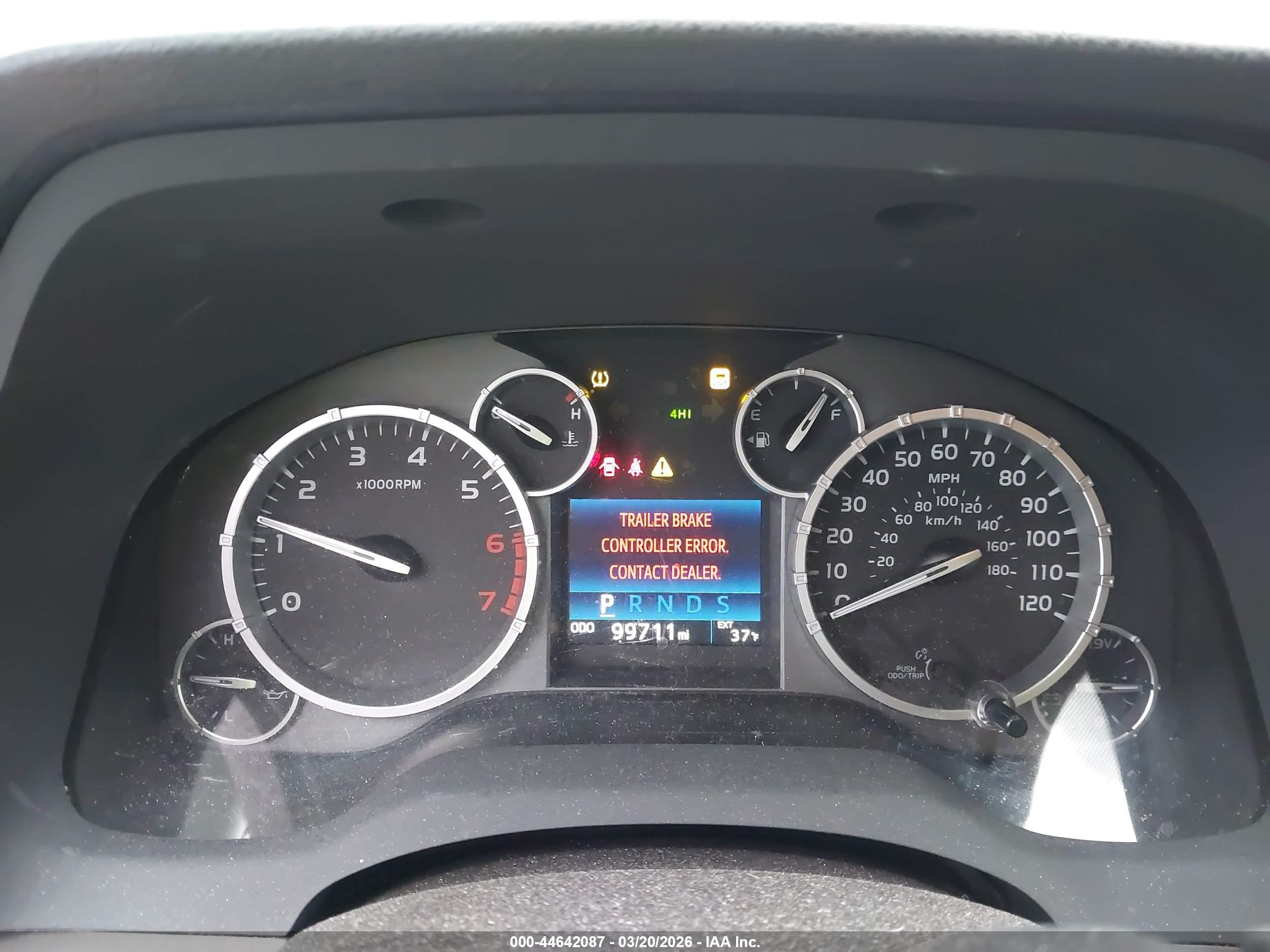 TOYOTA TUNDRA image 7