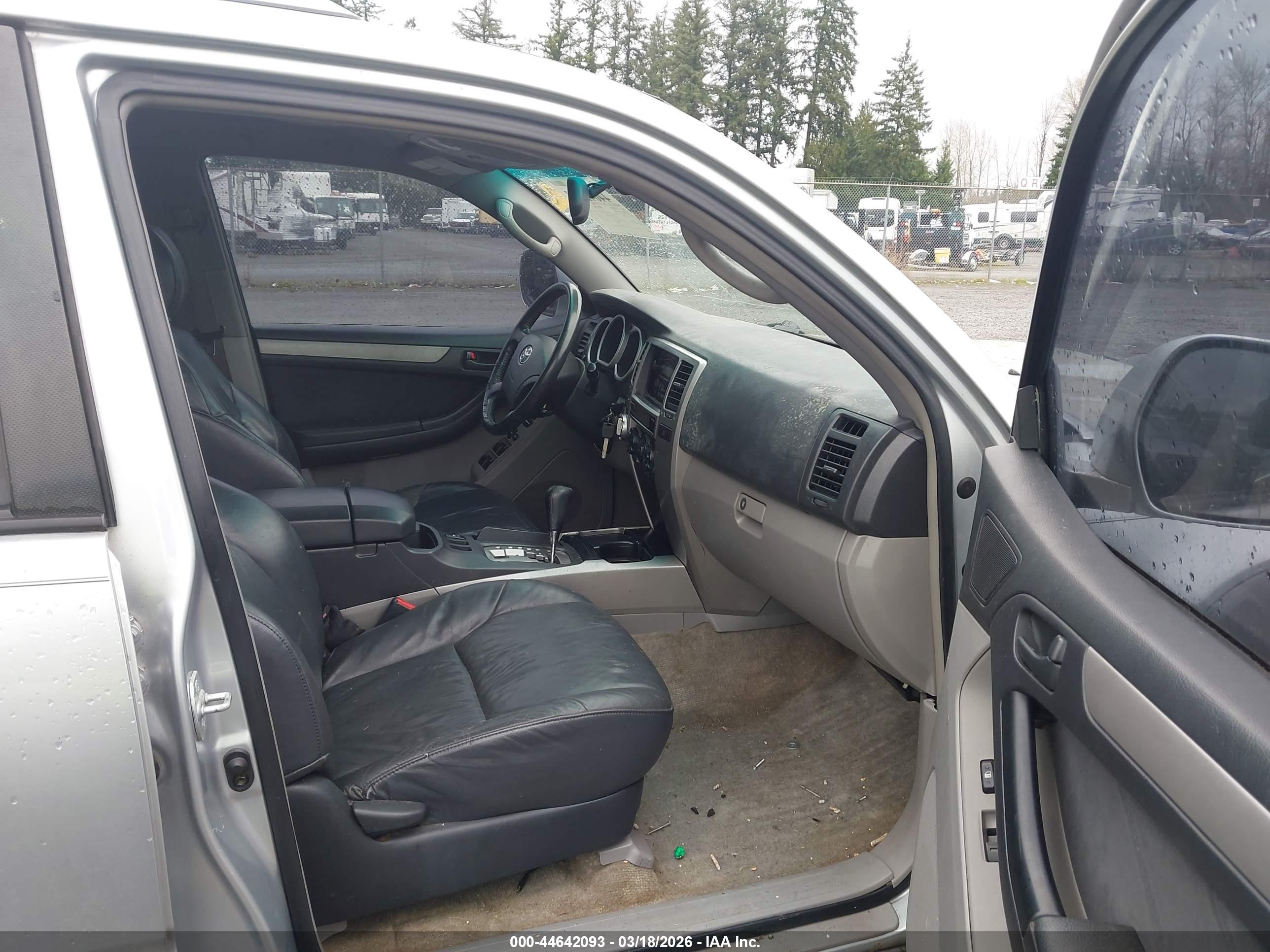 TOYOTA 4RUNNER image 5