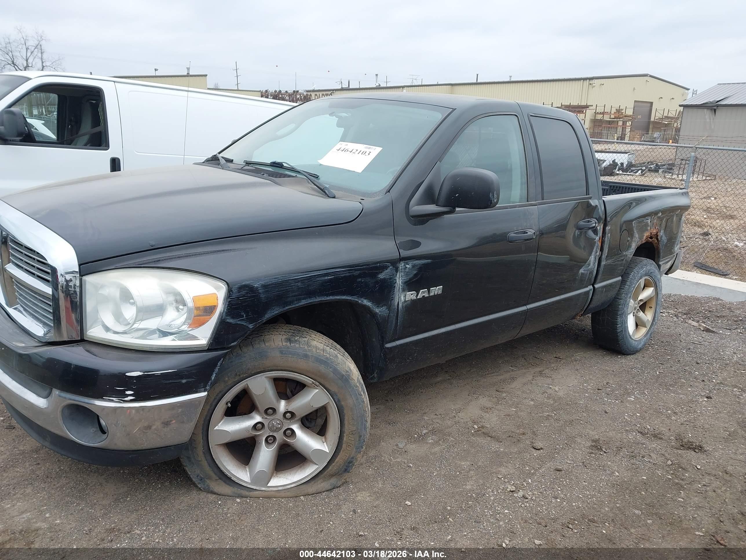 DODGE RAM image 6