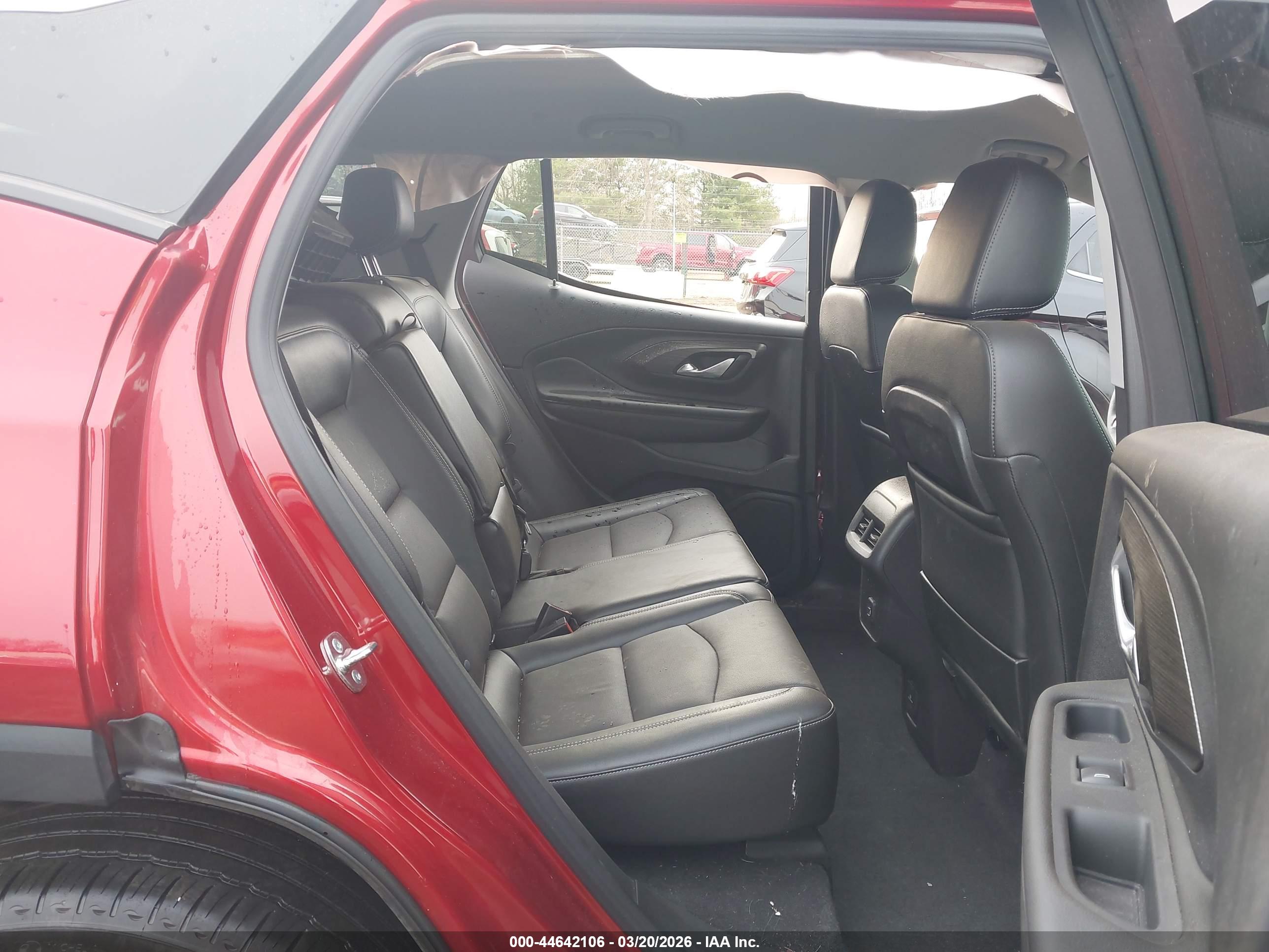 GMC TERRAIN image 8