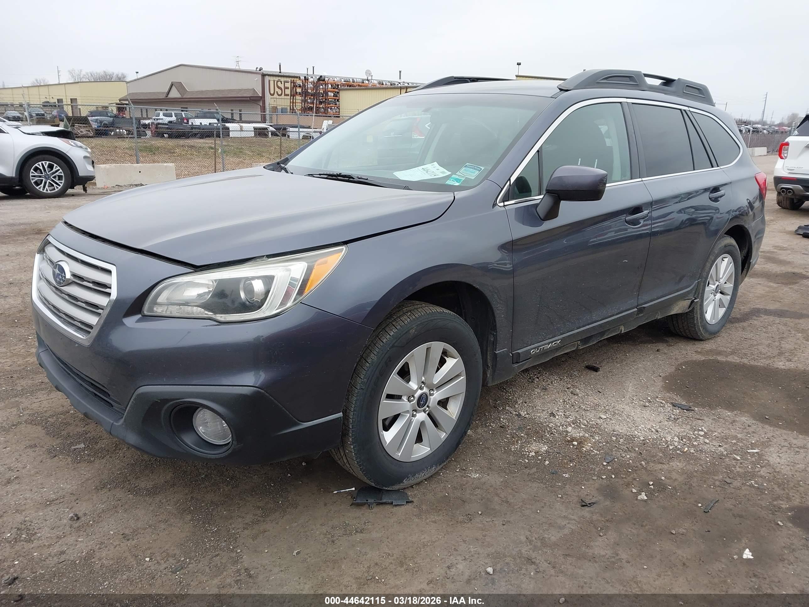 SUBARU OUTBACK image 2