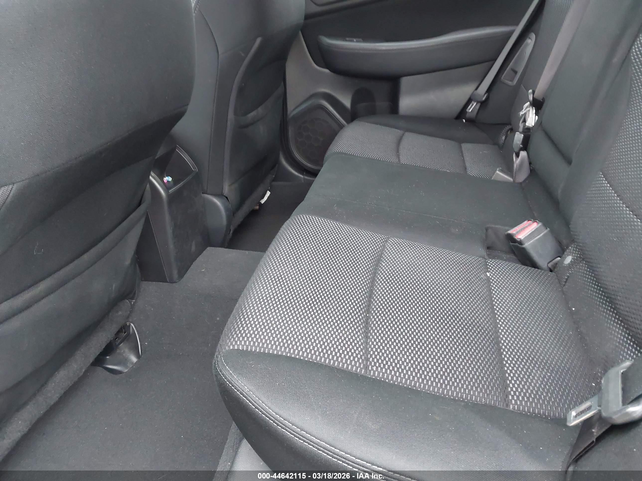 SUBARU OUTBACK image 8