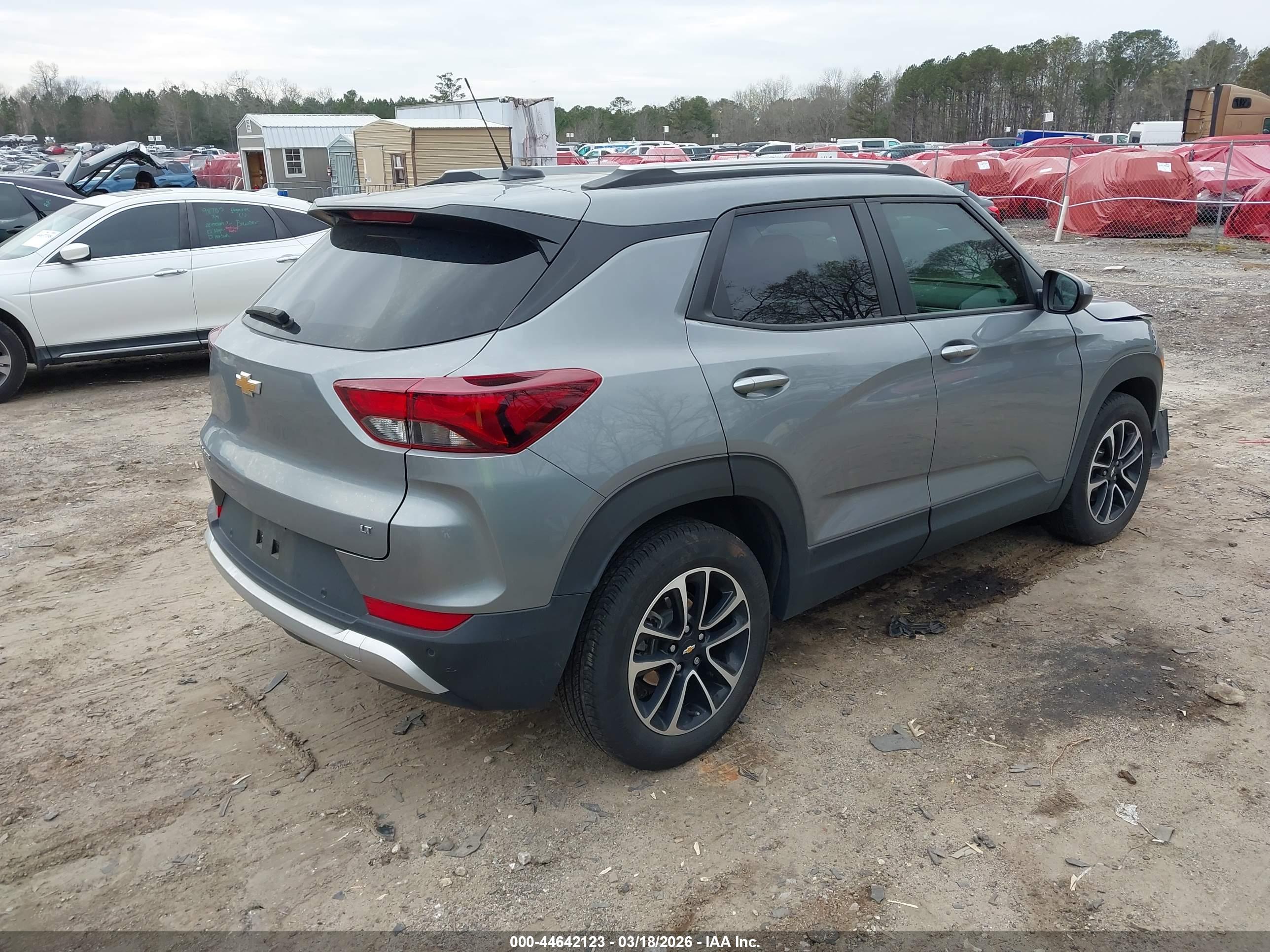 CHEVROLET TRAILBLAZER image 4
