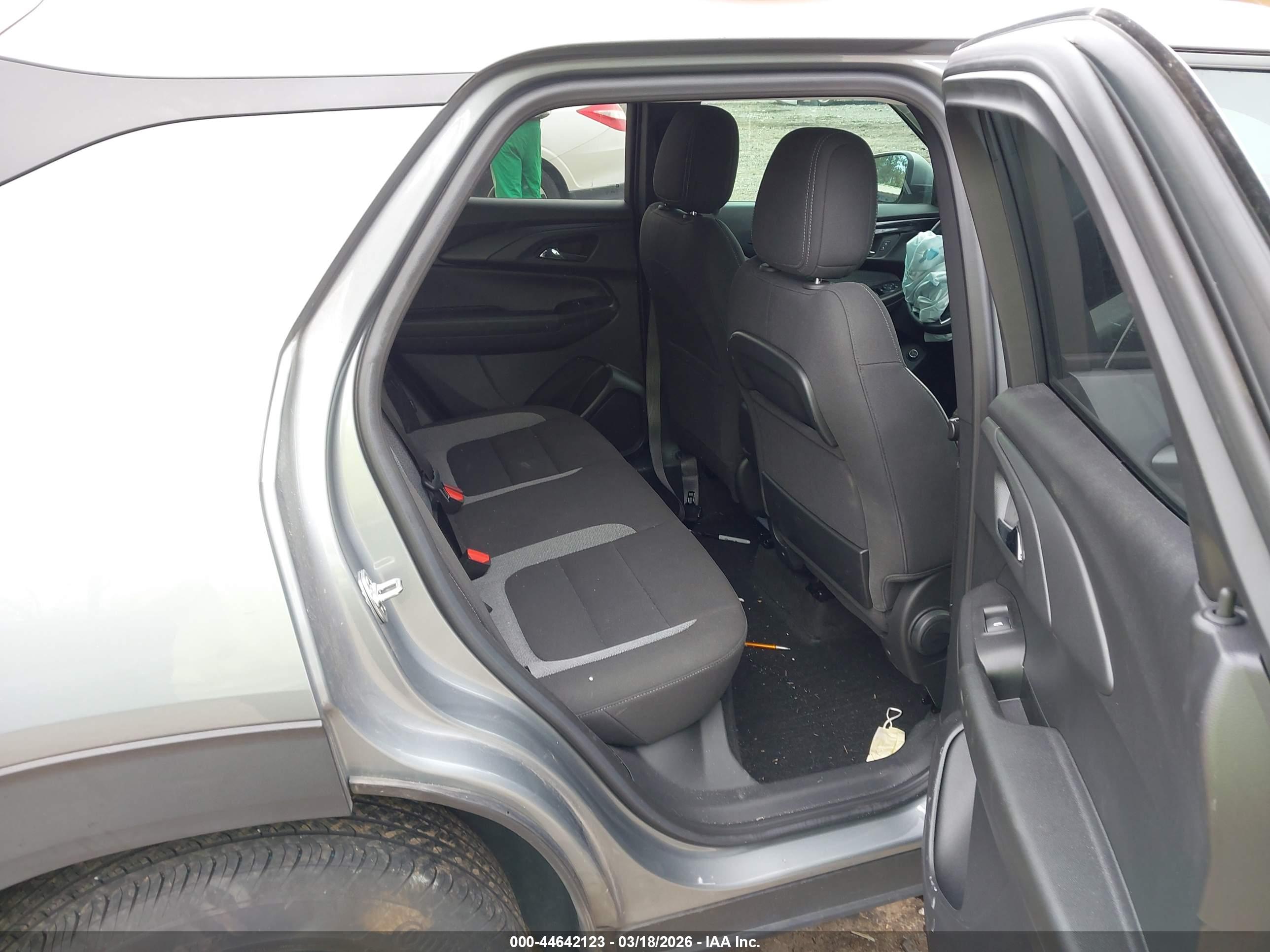 CHEVROLET TRAILBLAZER image 8