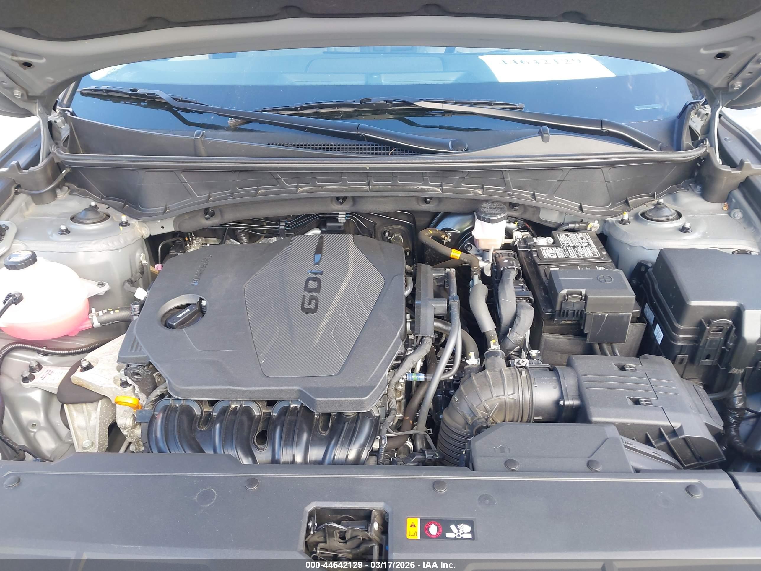 HYUNDAI TUCSON image 10