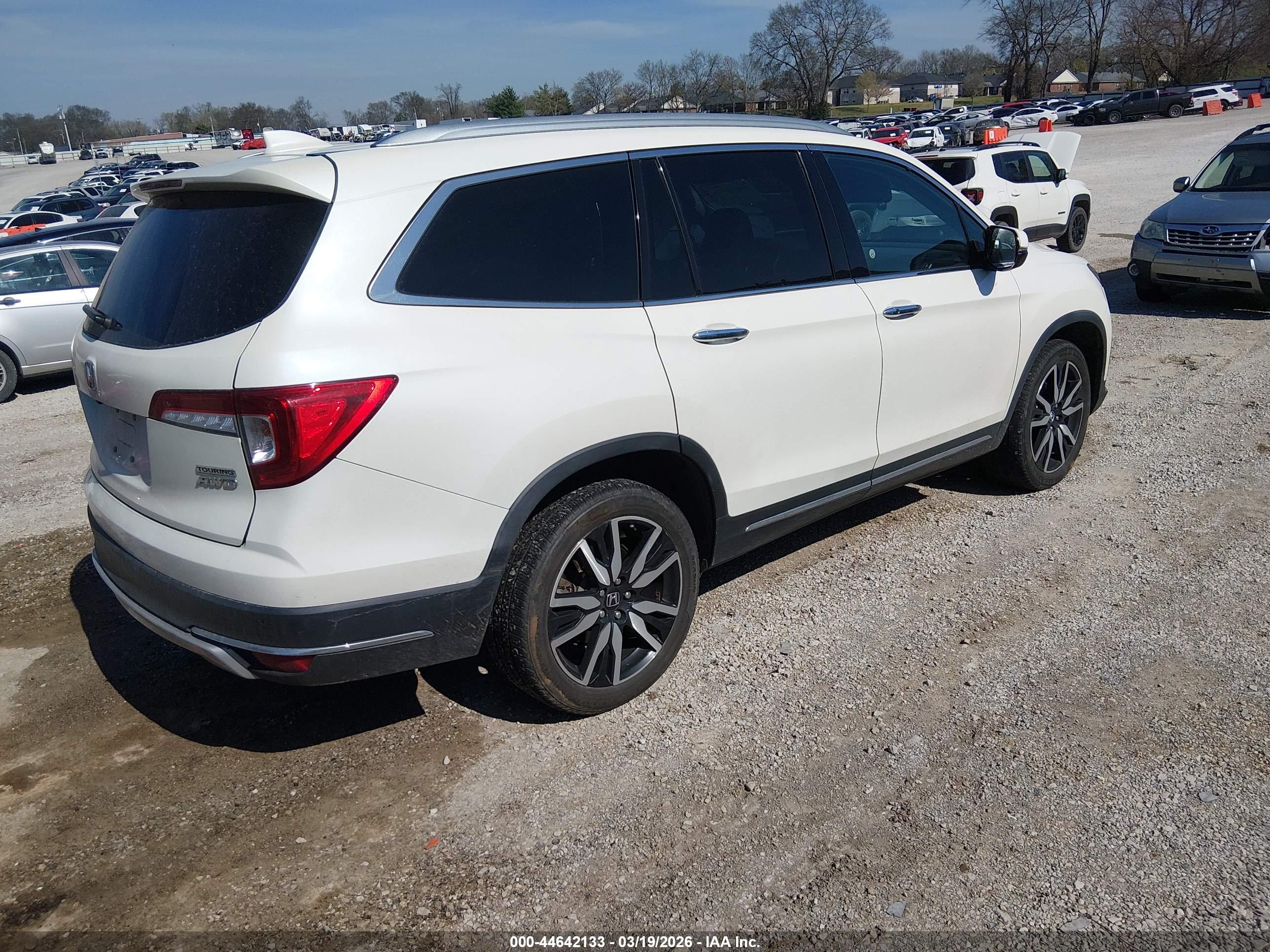 HONDA PILOT image 4