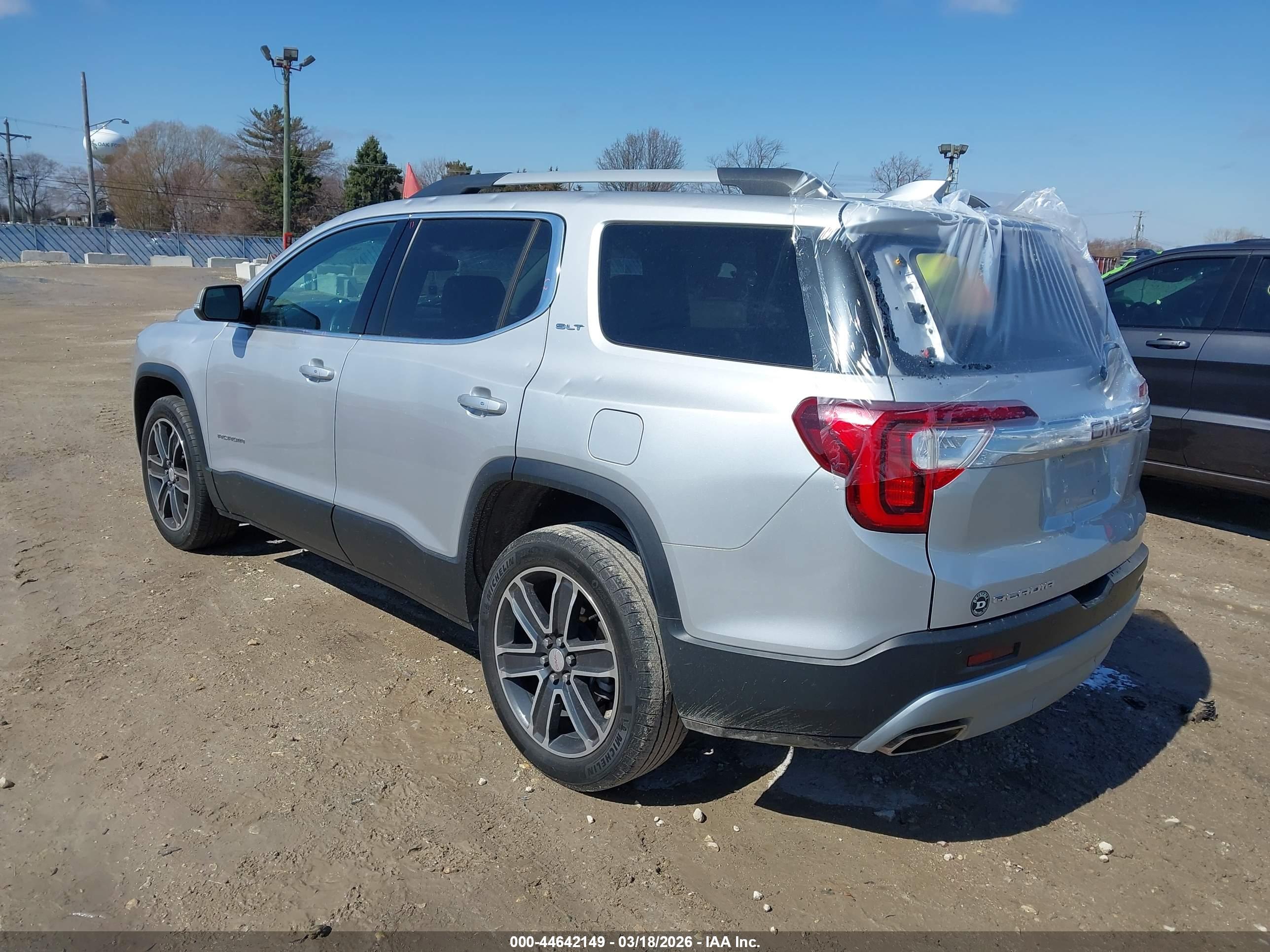GMC ACADIA image 3