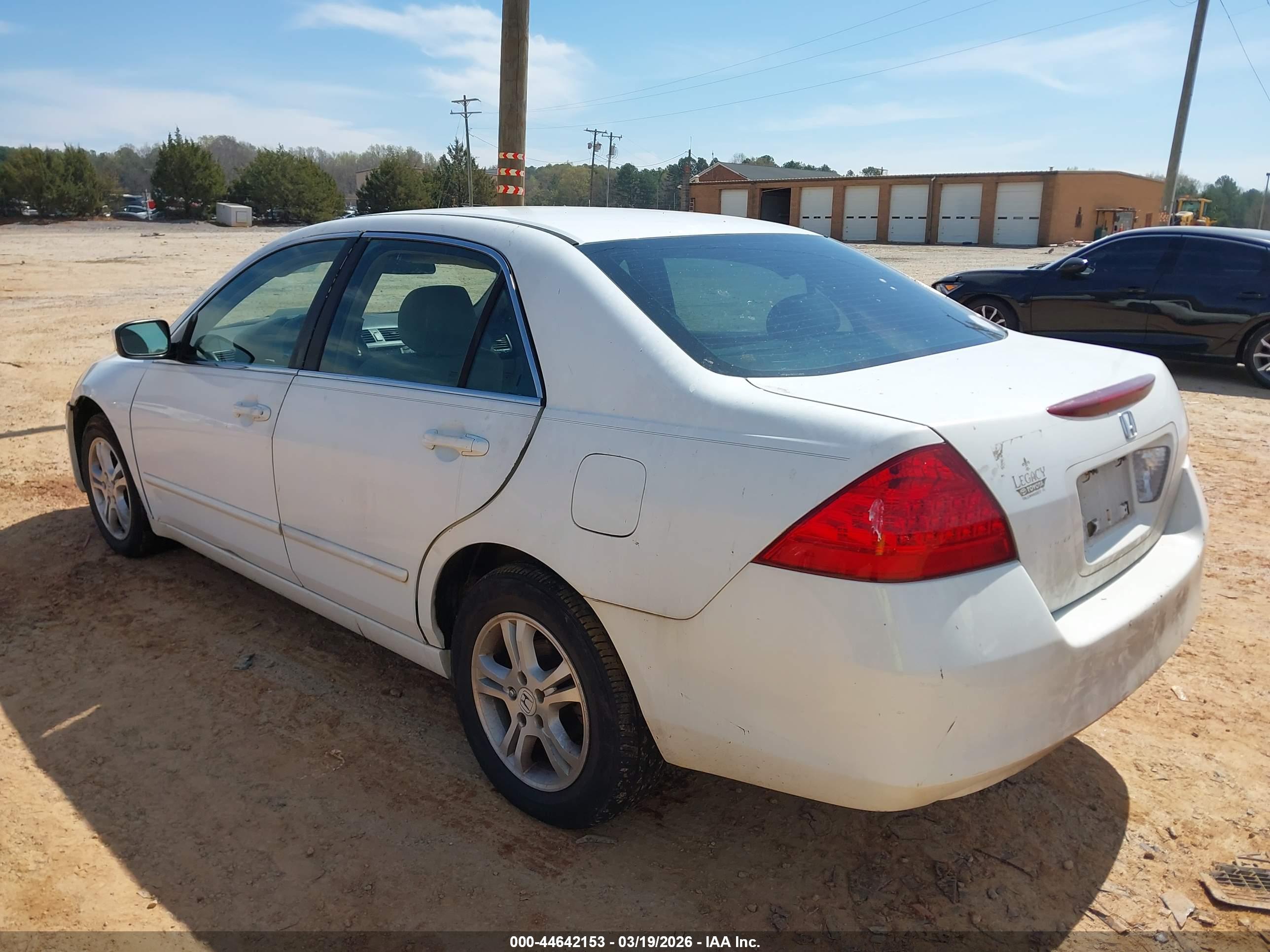 HONDA ACCORD image 3