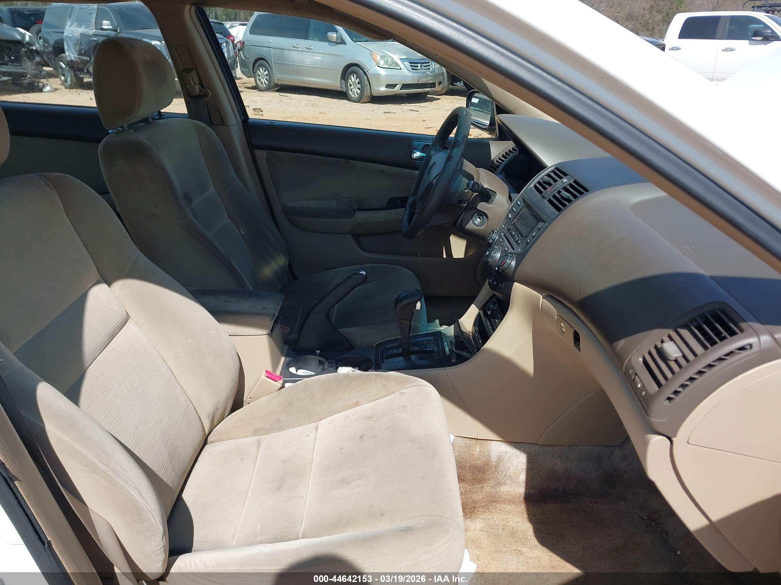 HONDA ACCORD image 5
