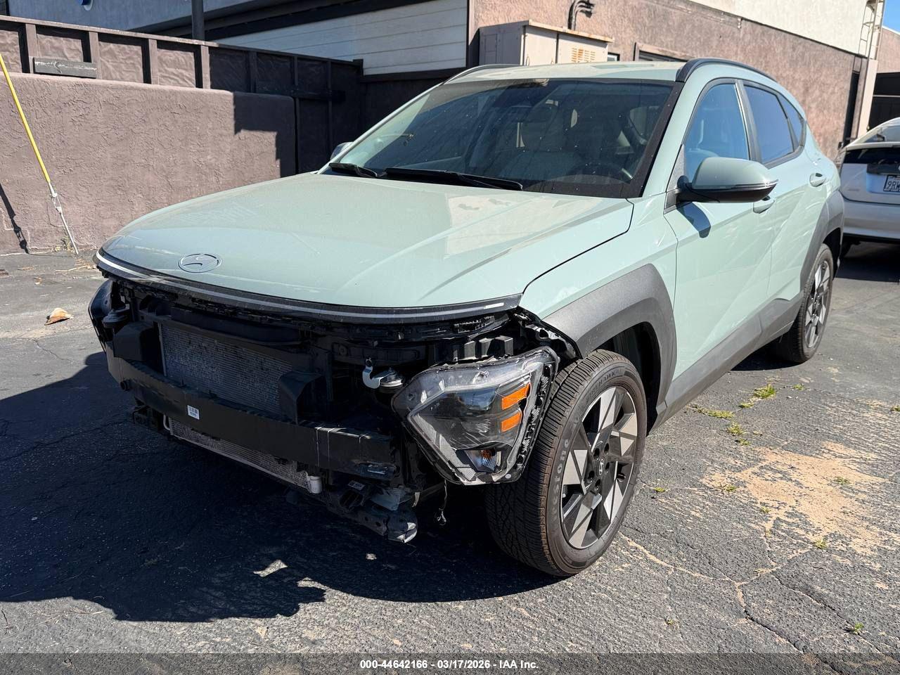 HYUNDAI KONA image 2