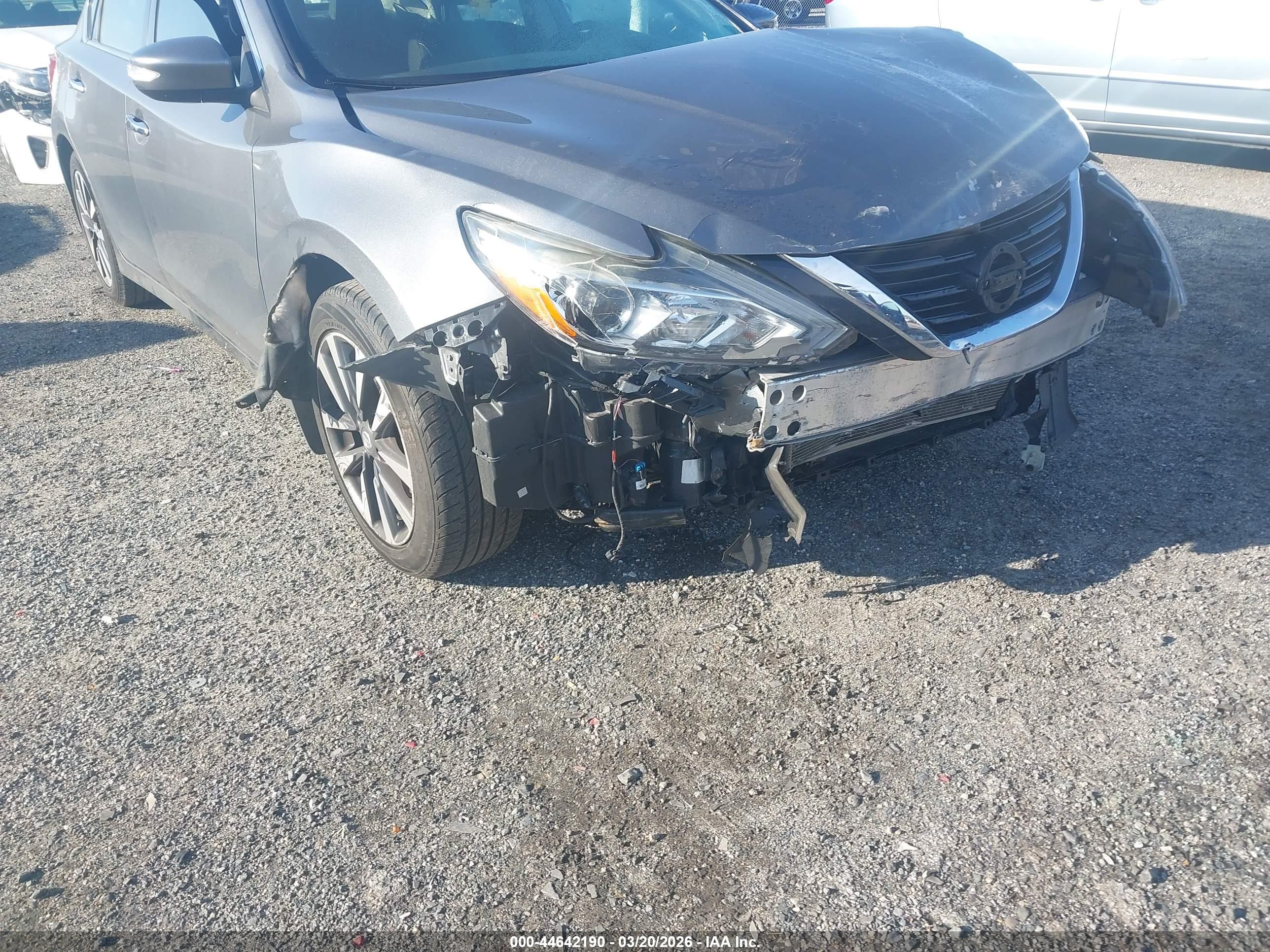 NISSAN ALTIMA image 6