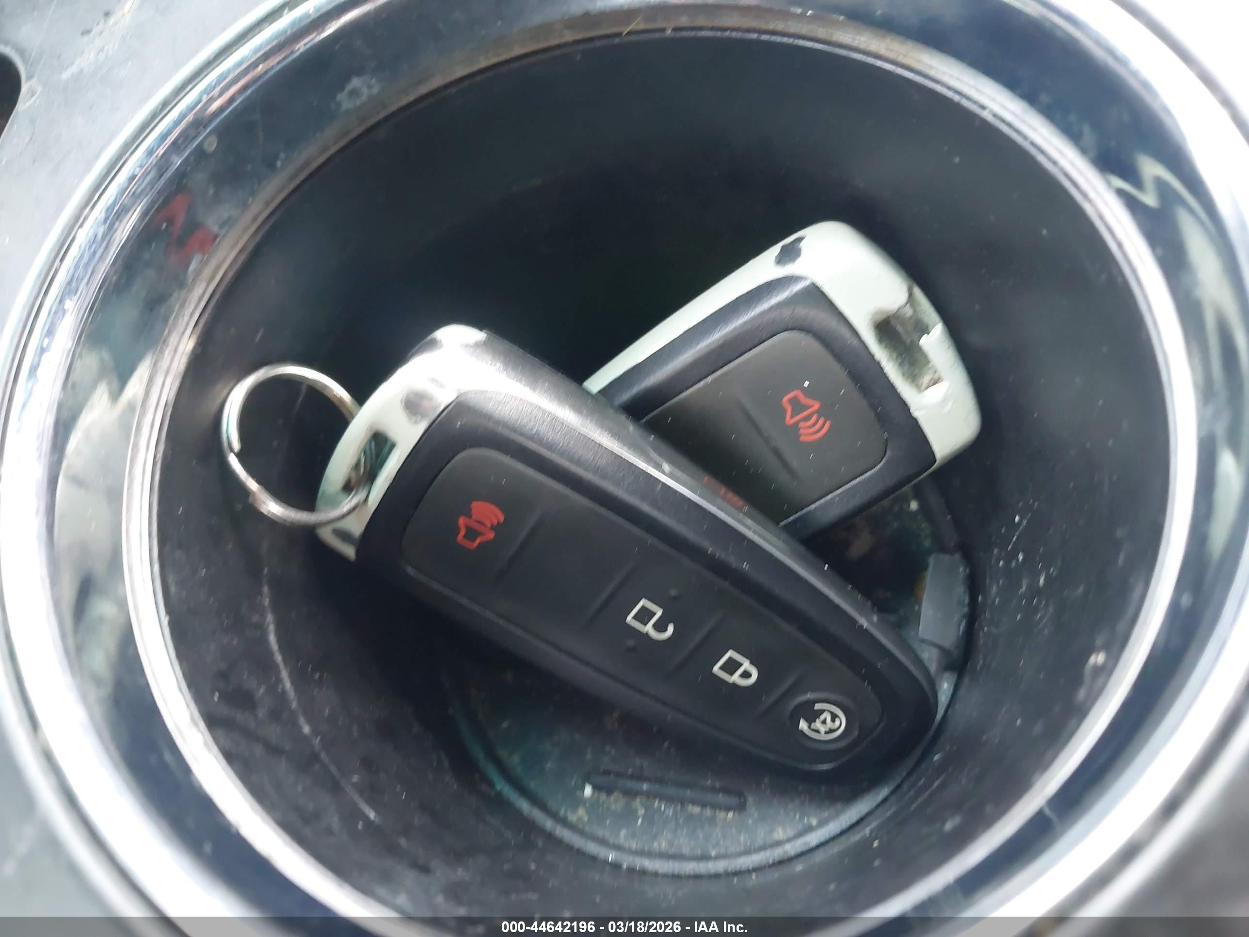 FORD EXPLORER image 11
