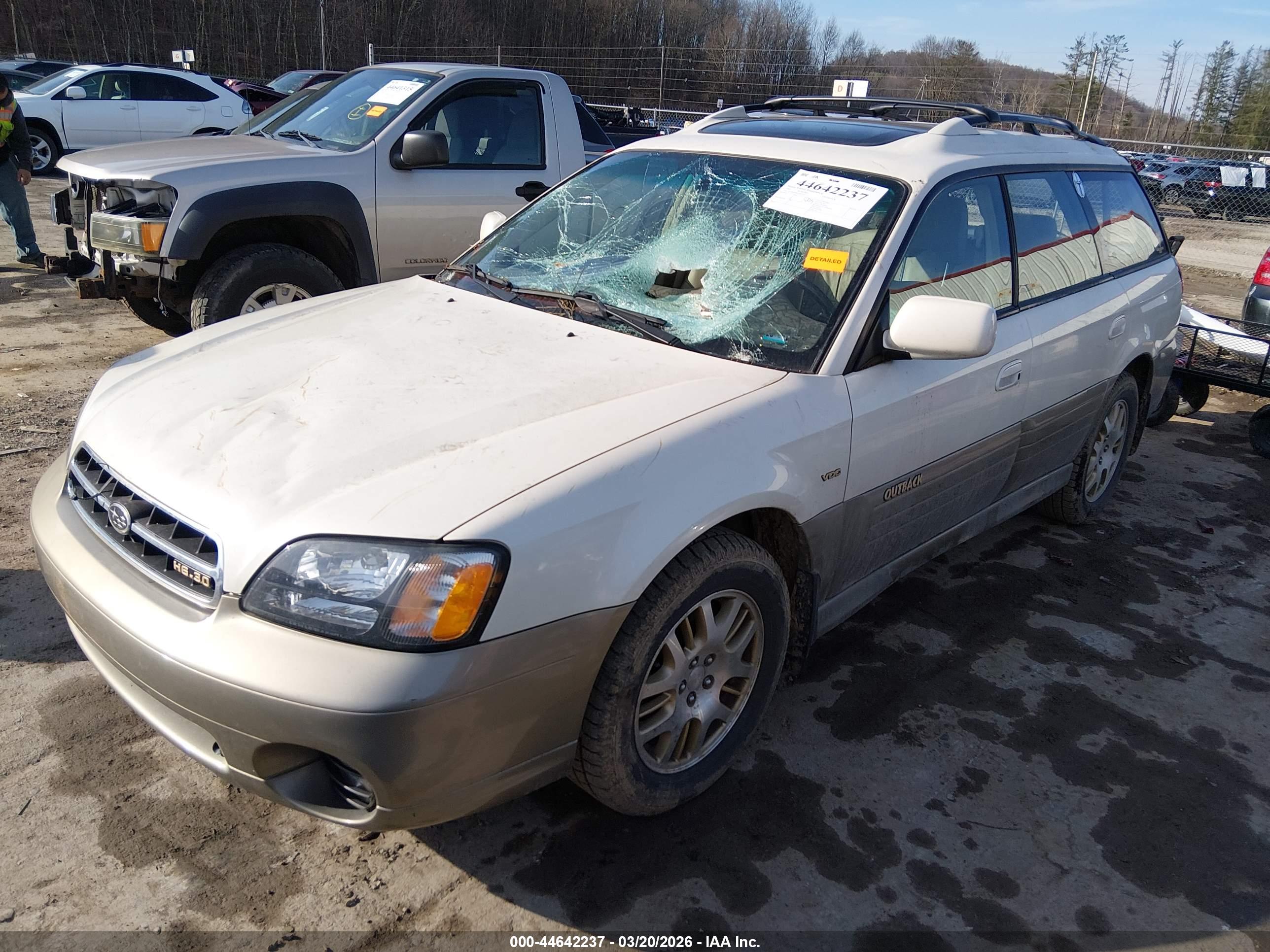 SUBARU OUTBACK image 2