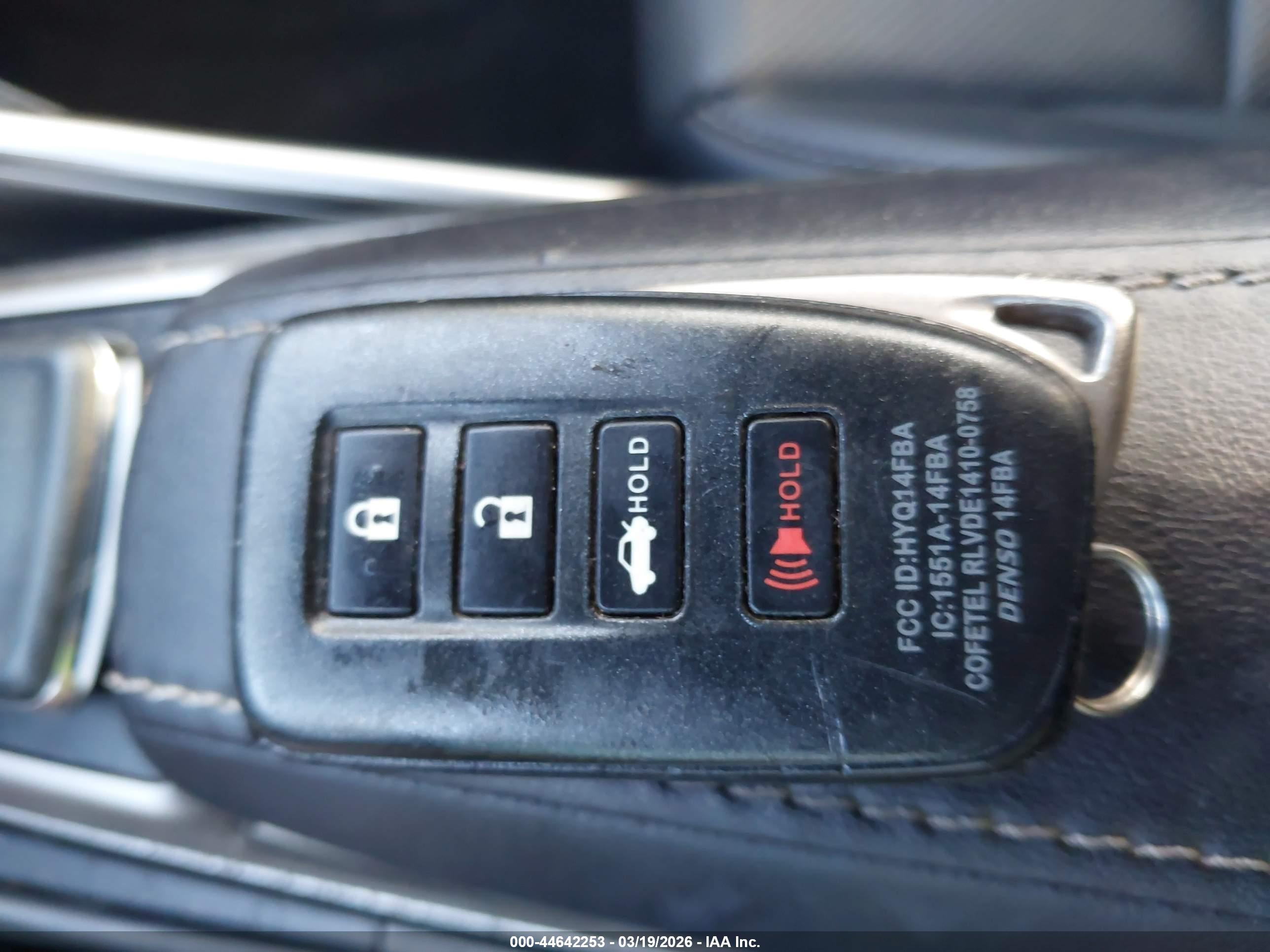 LEXUS IS image 11