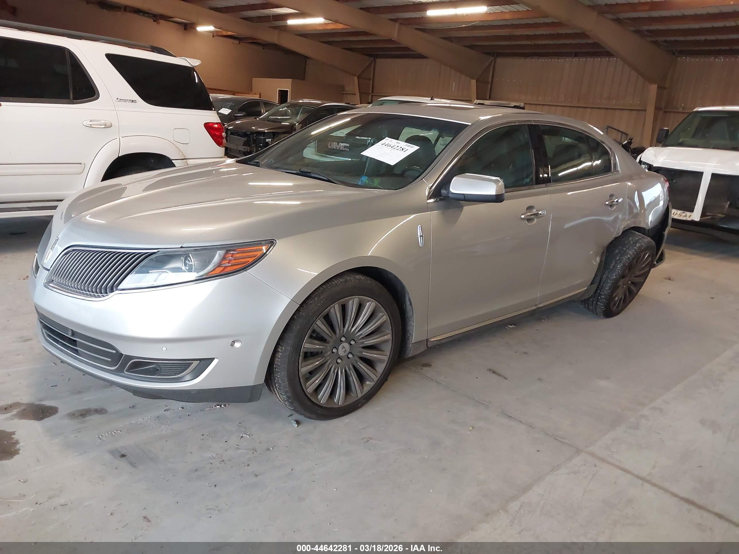 LINCOLN MKS image 2