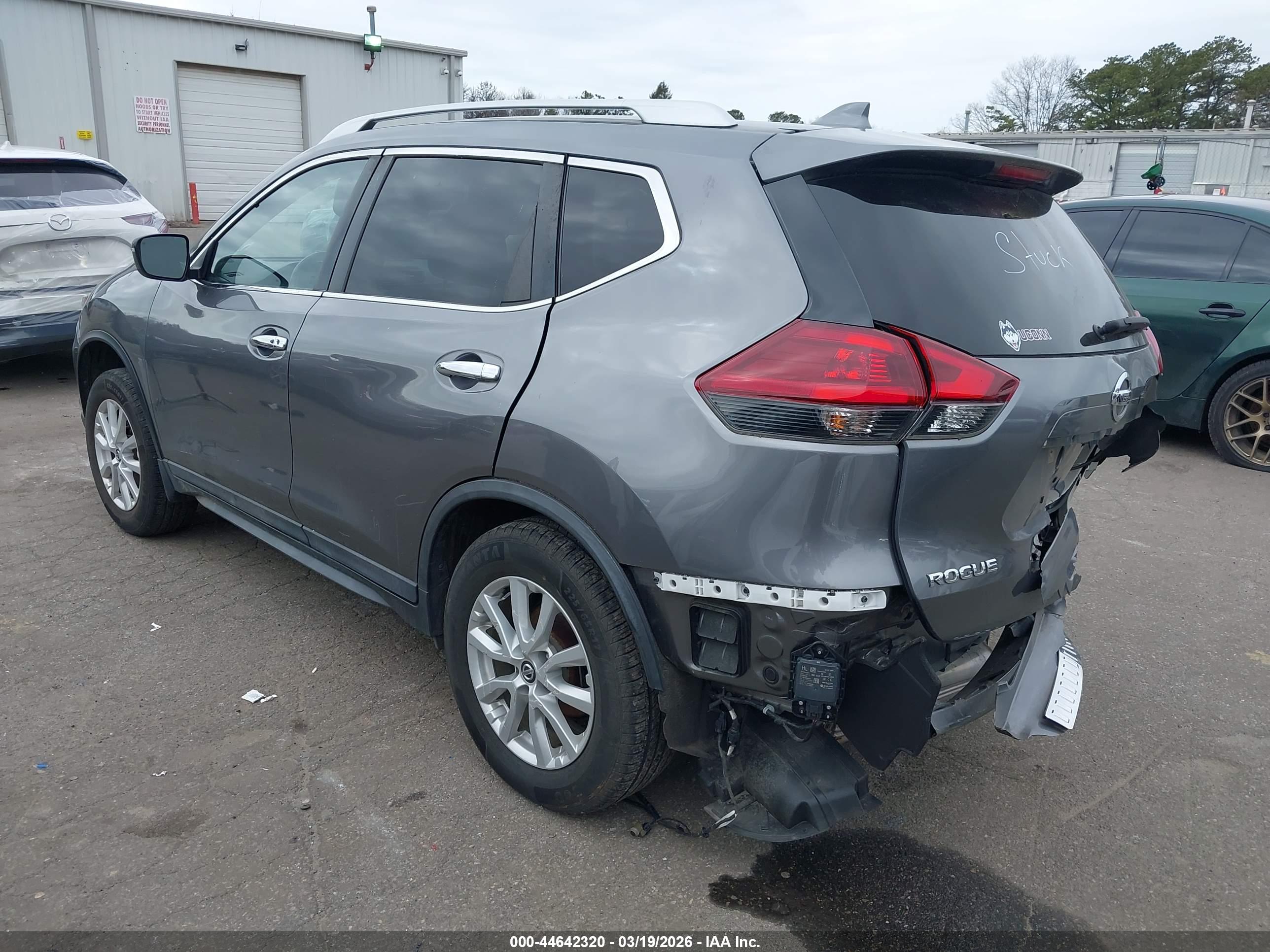 NISSAN ROGUE image 3