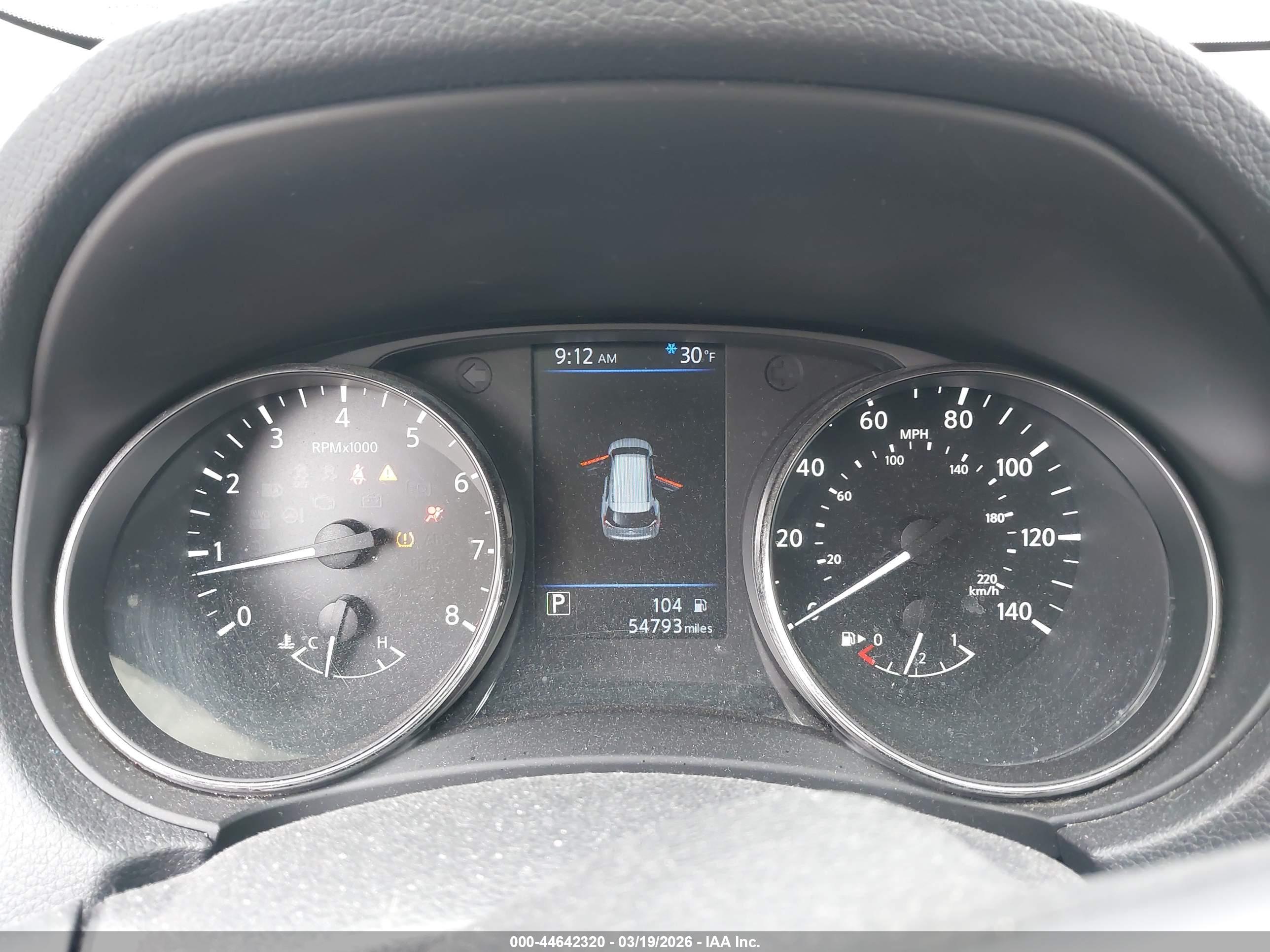 NISSAN ROGUE image 7