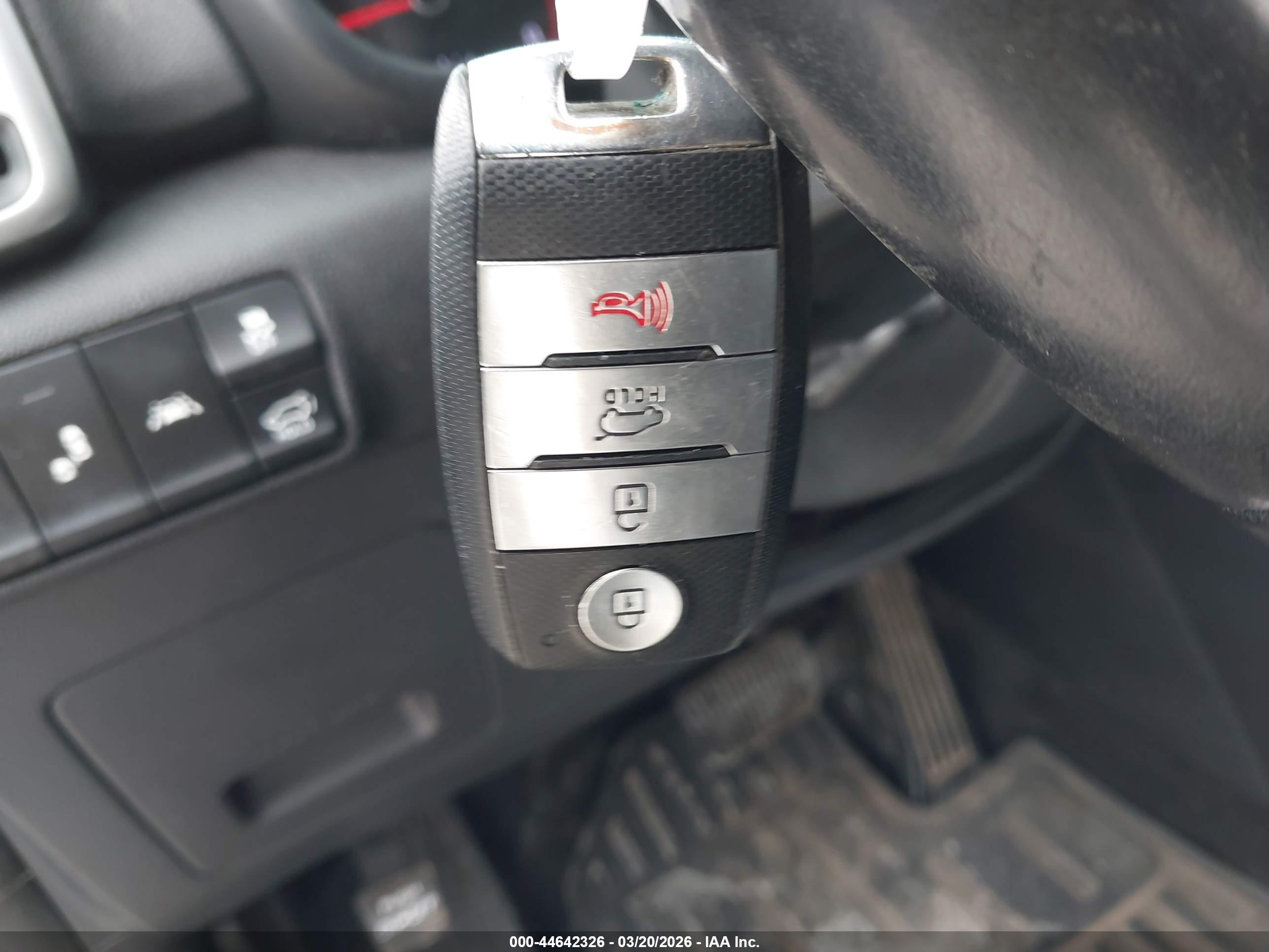 KIA SPORTAGE image 11