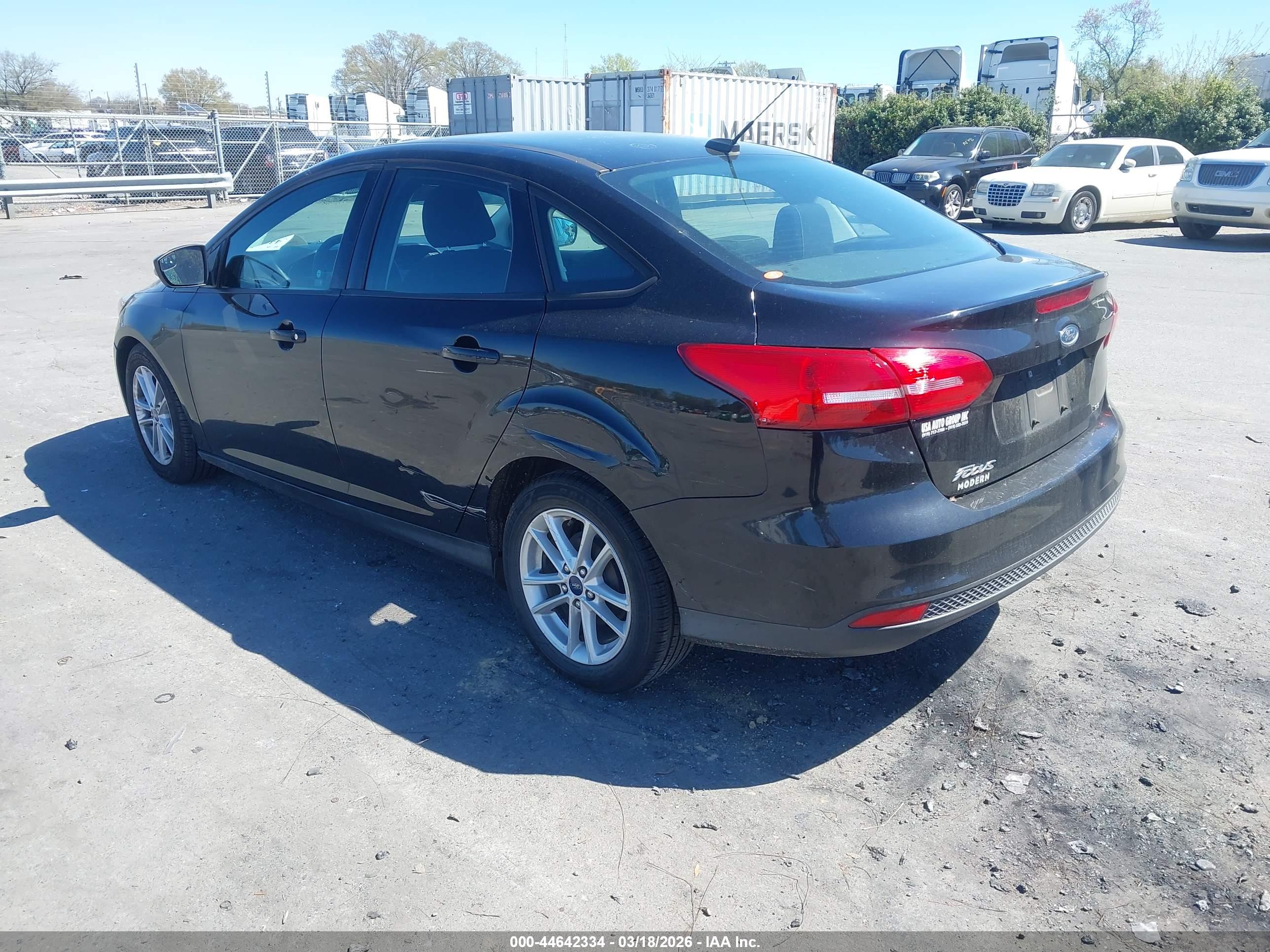 FORD FOCUS image 3
