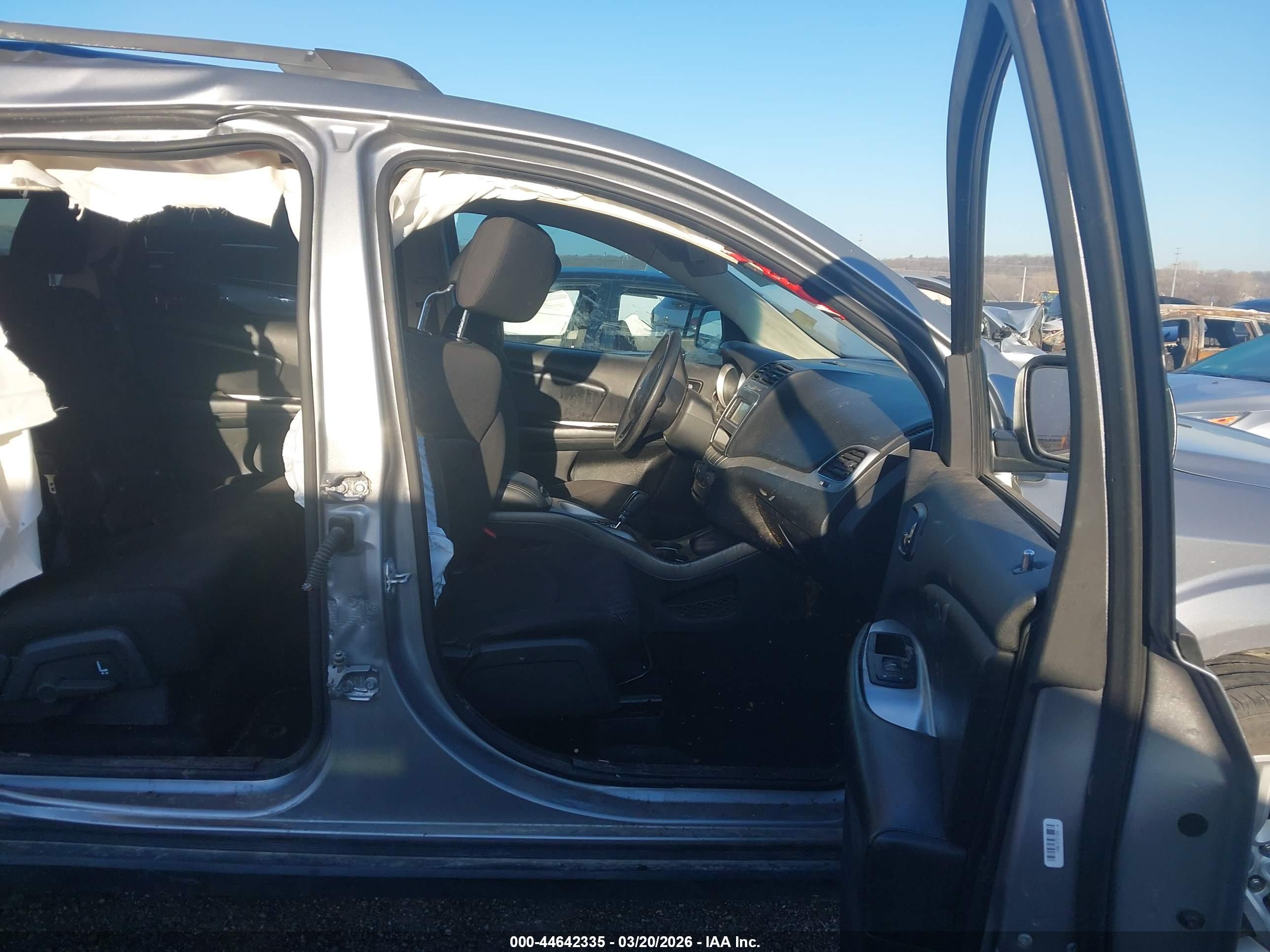 DODGE JOURNEY image 5